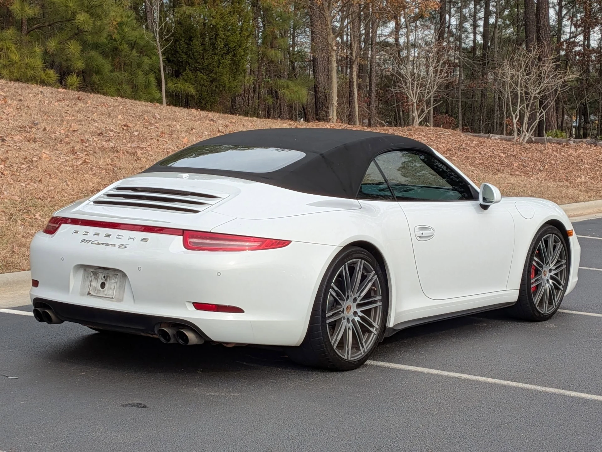 mph020_655127752_a69260fb33b0e4e55c8d5ce9dab69389x_5e1ed02519