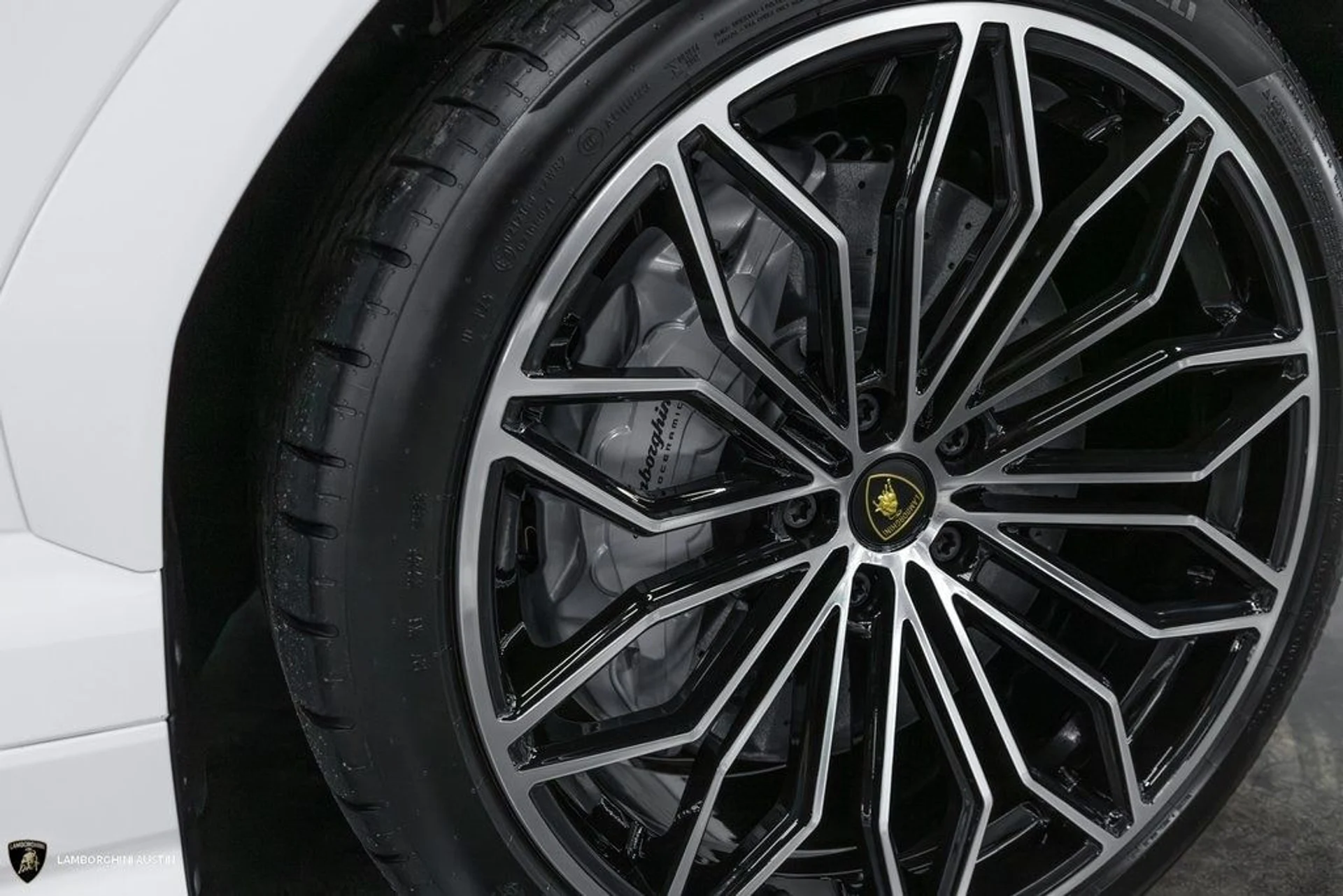 mph020_658706506_bcfa557f3d2bddf02012e6791406f4f3x_3c6f60f75f