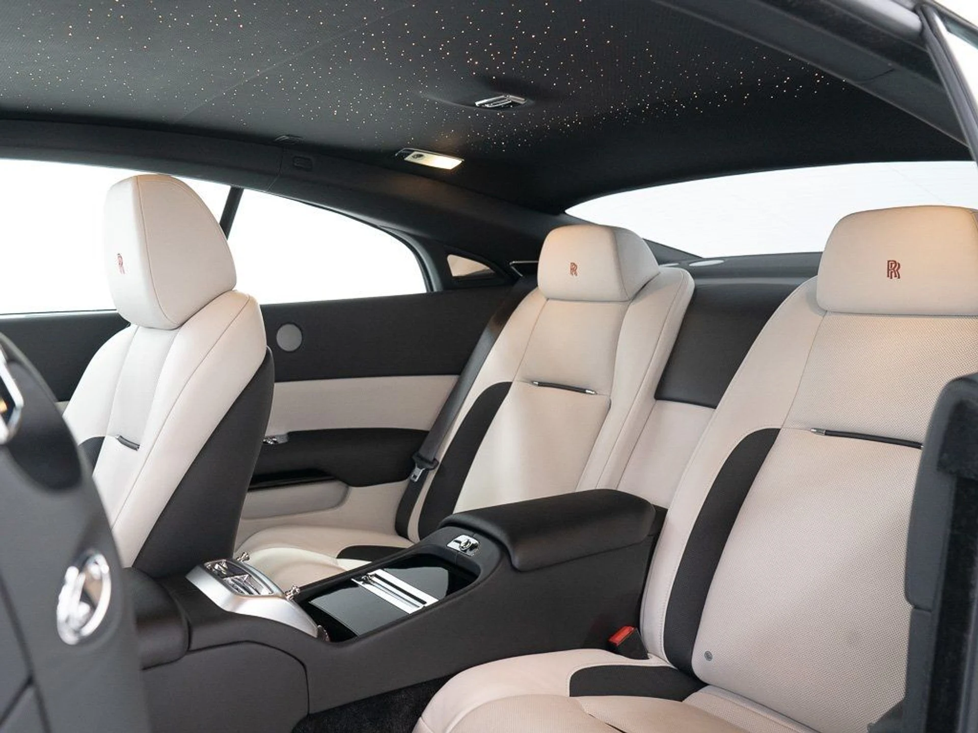 mph020_659428644_28cc5d519265473118265a5b0a79fbb6_bcf8e7113c