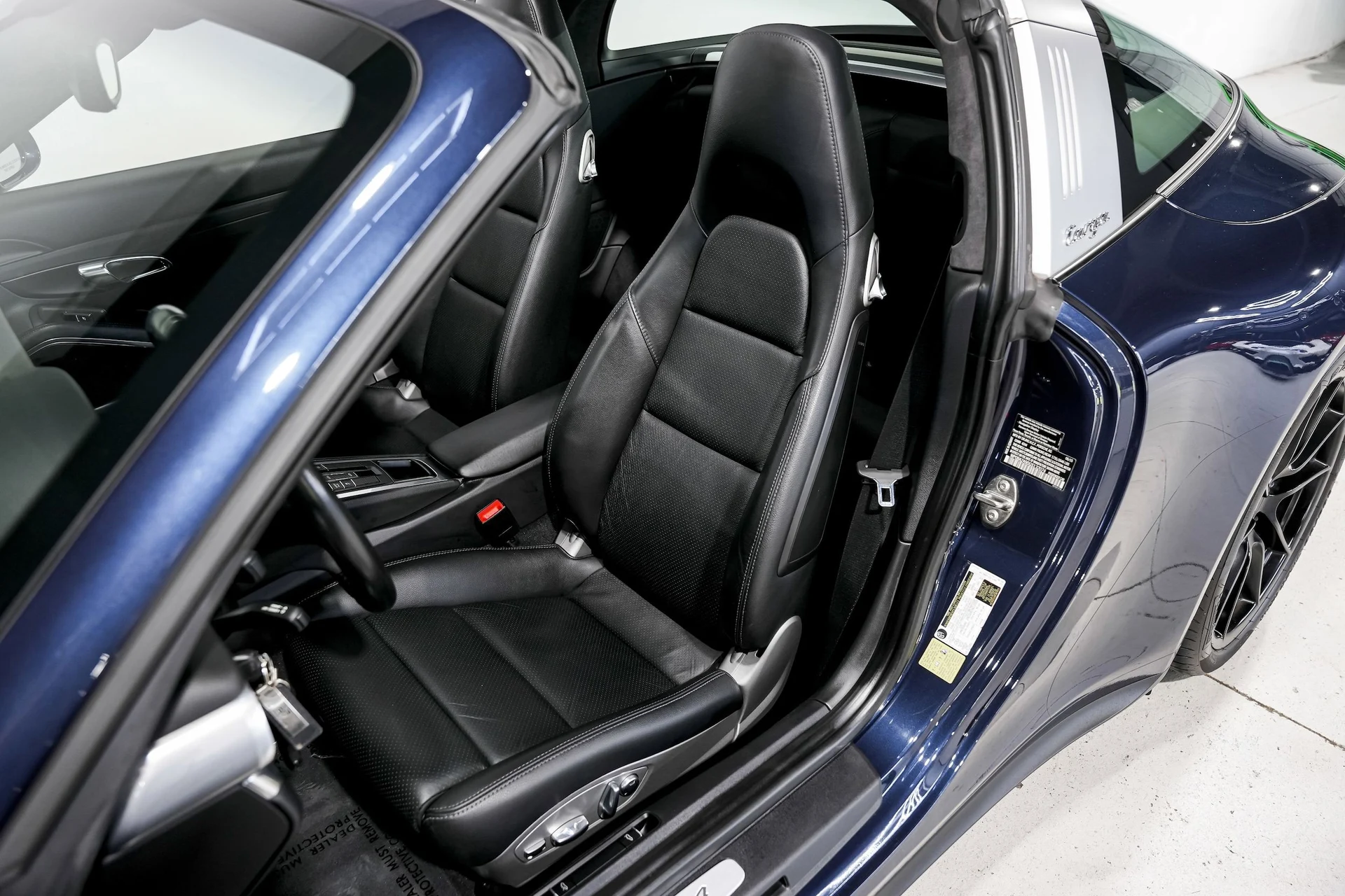 mph020_659634546_dcc5e2d0fad8057897ef6d3d69b8b8bbx_b56e279c9f