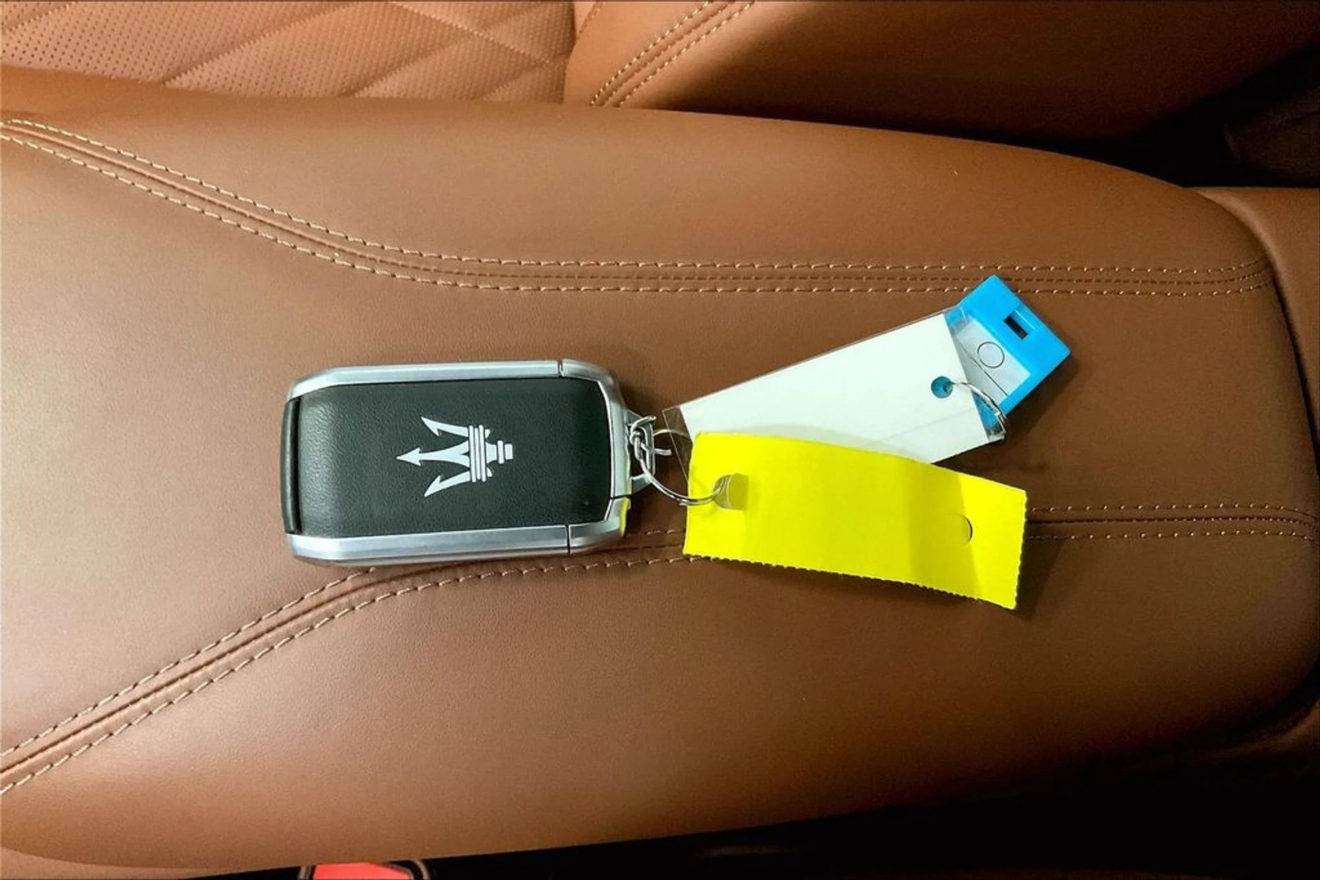 mph020_662730750_8d8ac9aad783551a3915deb60aff61cdx_4bbbf3d88c