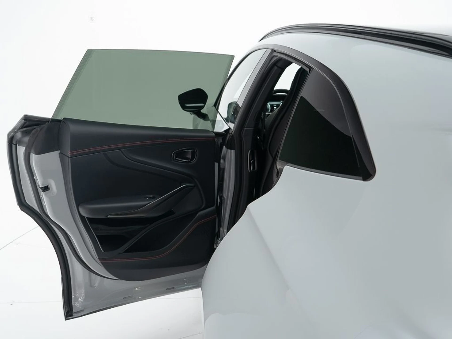 mph020_671590888_4135e1345226d6daeb3331e60e0e7cbd_a79779196c