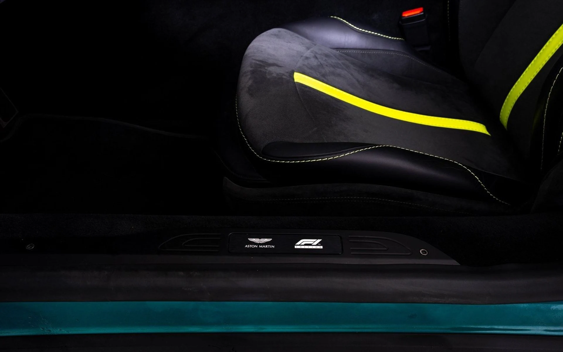 mph020_675682089_1a11692726869de3d8f3ad95fb294ed7x_caeafcb774