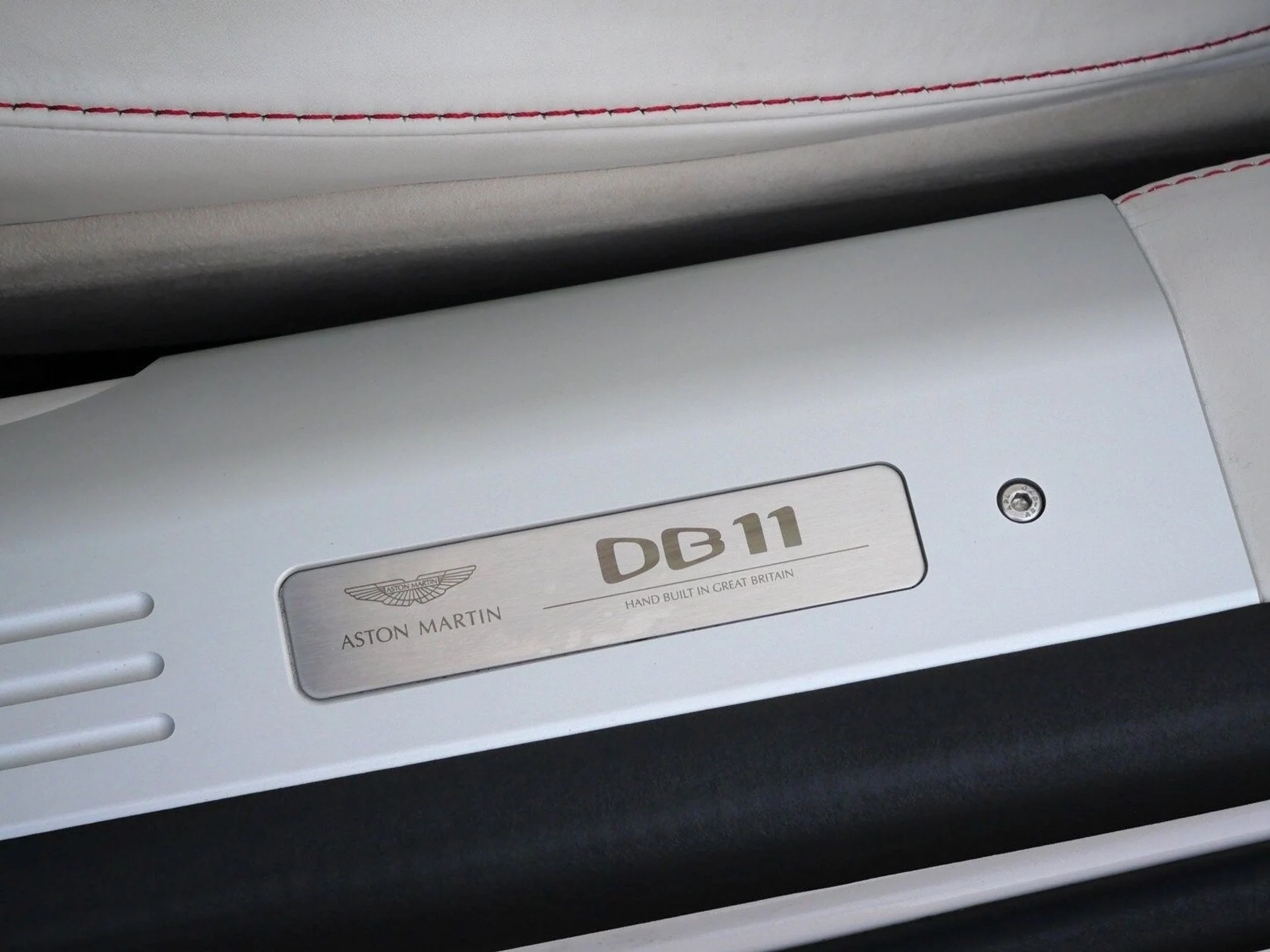 mph020_684242352_30e1bb6c232a27f66f06ac3f92eb0f84x_1be292c9b7