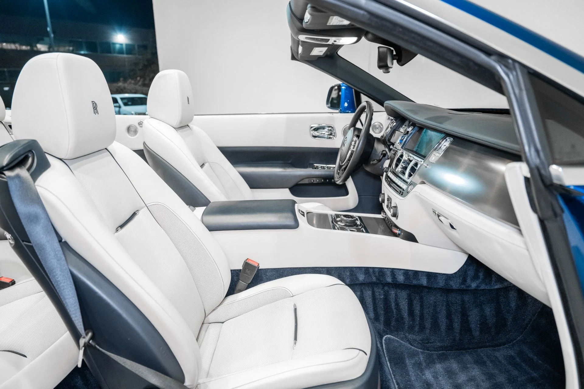 mph020_688143074_Used_2017_Rolls_Royce_Dawn_1793121384_52537ffd44