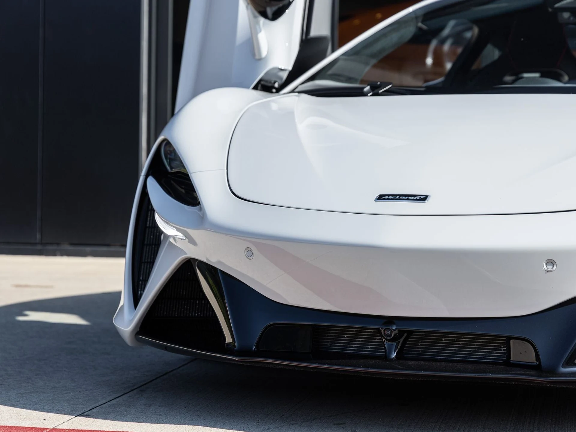 mph020_689655072_21_e5f84902ef