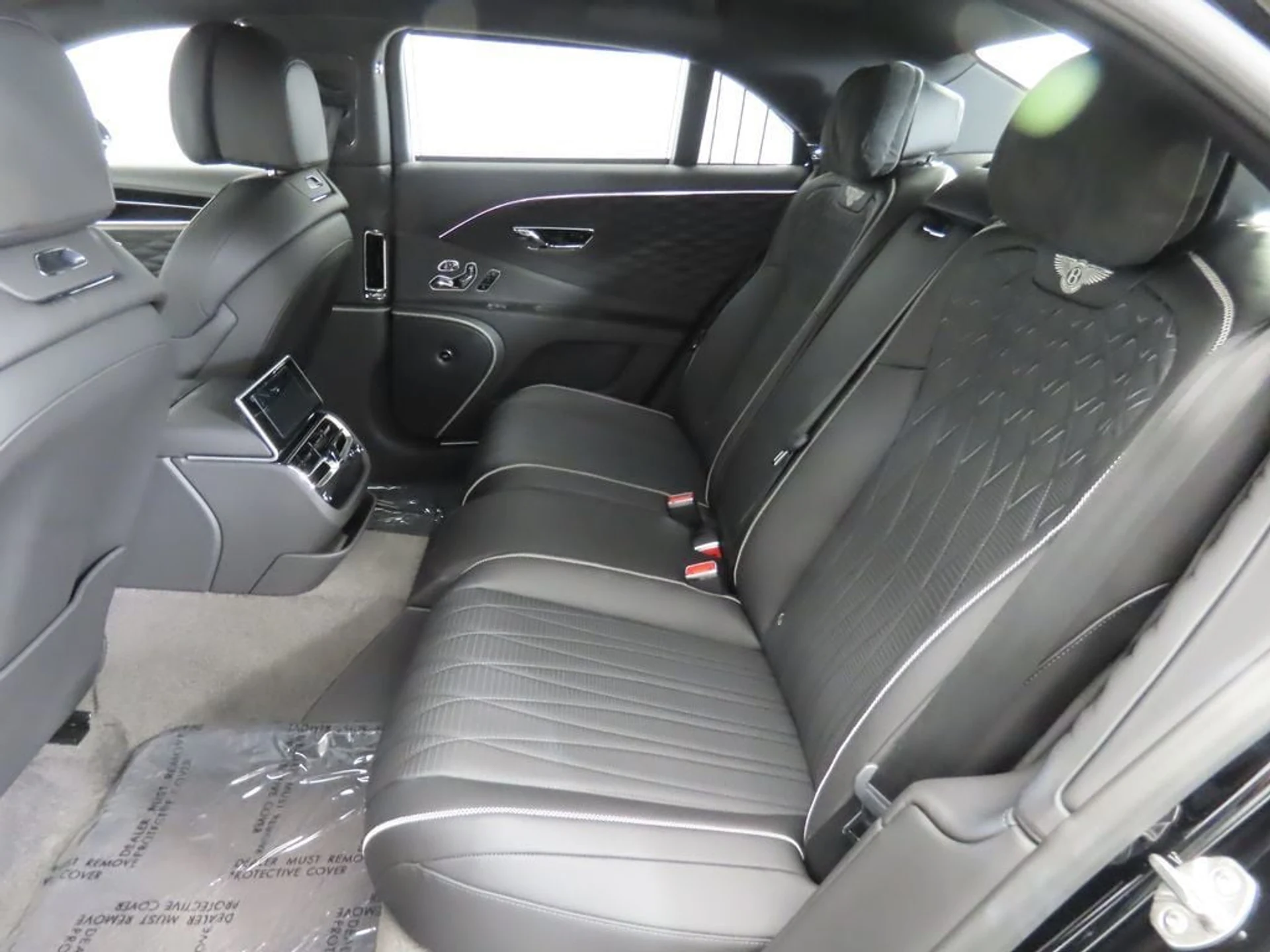 mph020_690937709_used_2022_bentley_flying_spur_w12sedan_8119_22917099_21_1024_f0d7c02d55