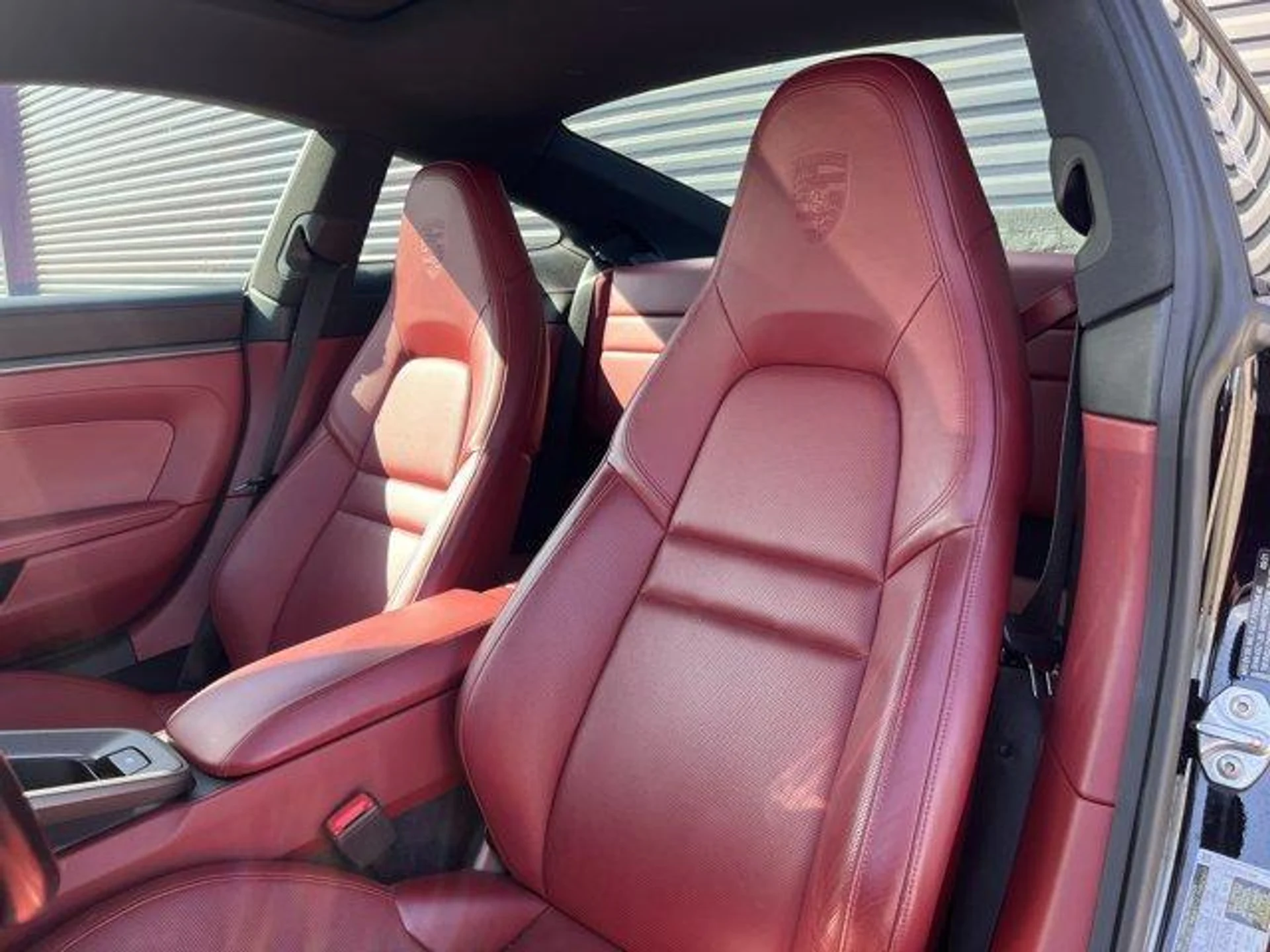 mph020_692623238_j_U1_R_Lg007q_Mwpj599s_Op_B_Da2_UI_e9fc7b2305