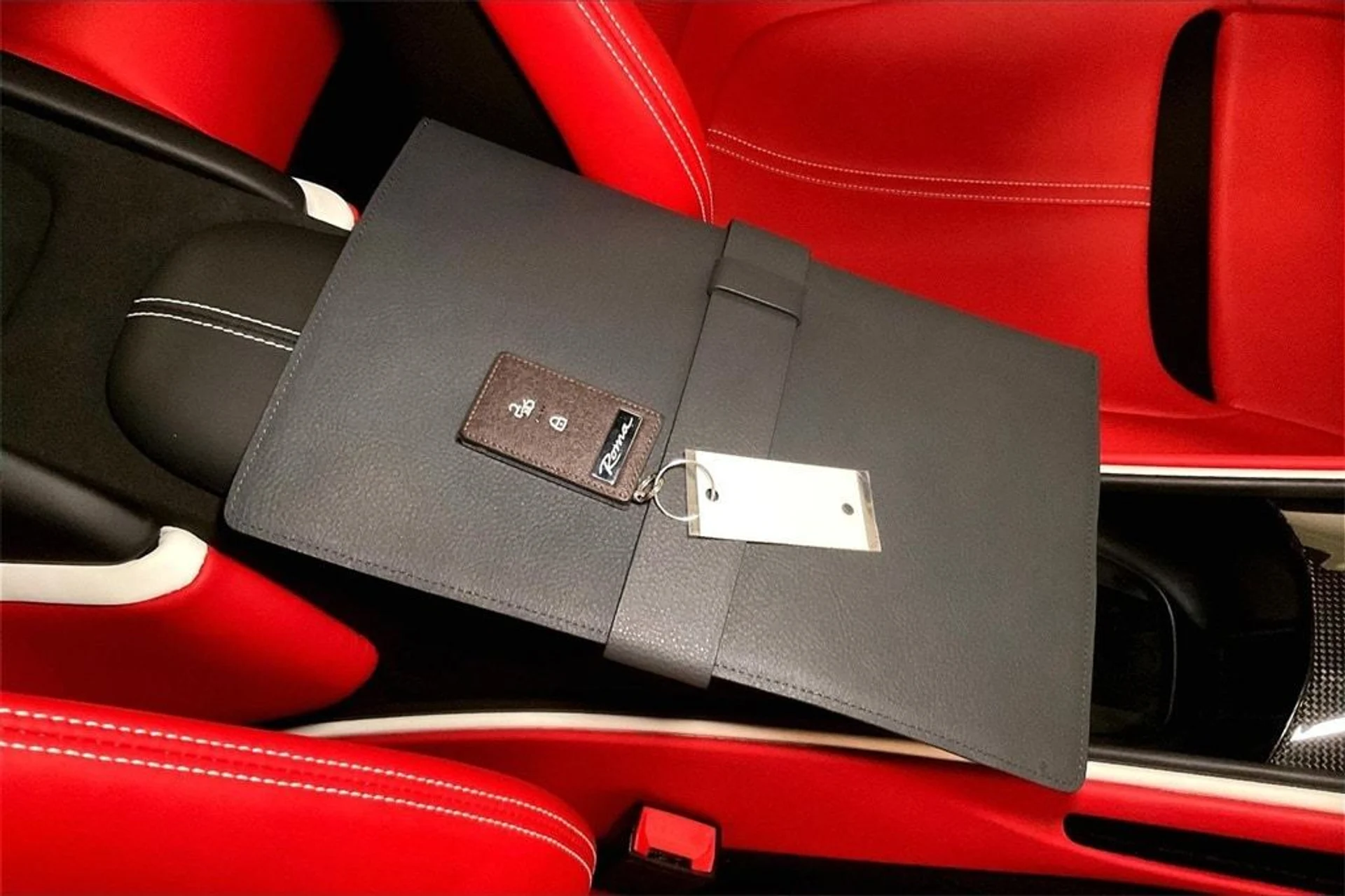 mph020_697917040_814c458182d675cf5f4b3e93af9d3affx_c4dfcde96d