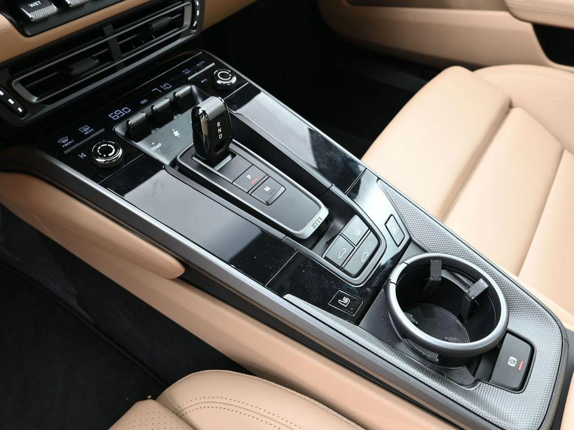 mph020_698722905_7_KLCQ_8_Tte_LXP_Xyha_NI_8q_K_Fe_R1_A_3c516bb1ce