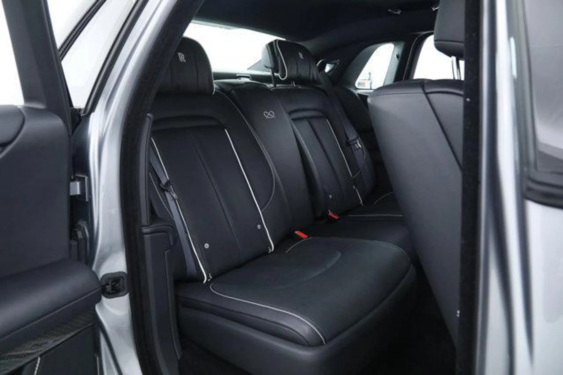 mph020_700157557_y1_V2h_Z4v_POS_Awx_Pi_Bh_VX_9_Bp_F_Ir_E_997fb62c5f