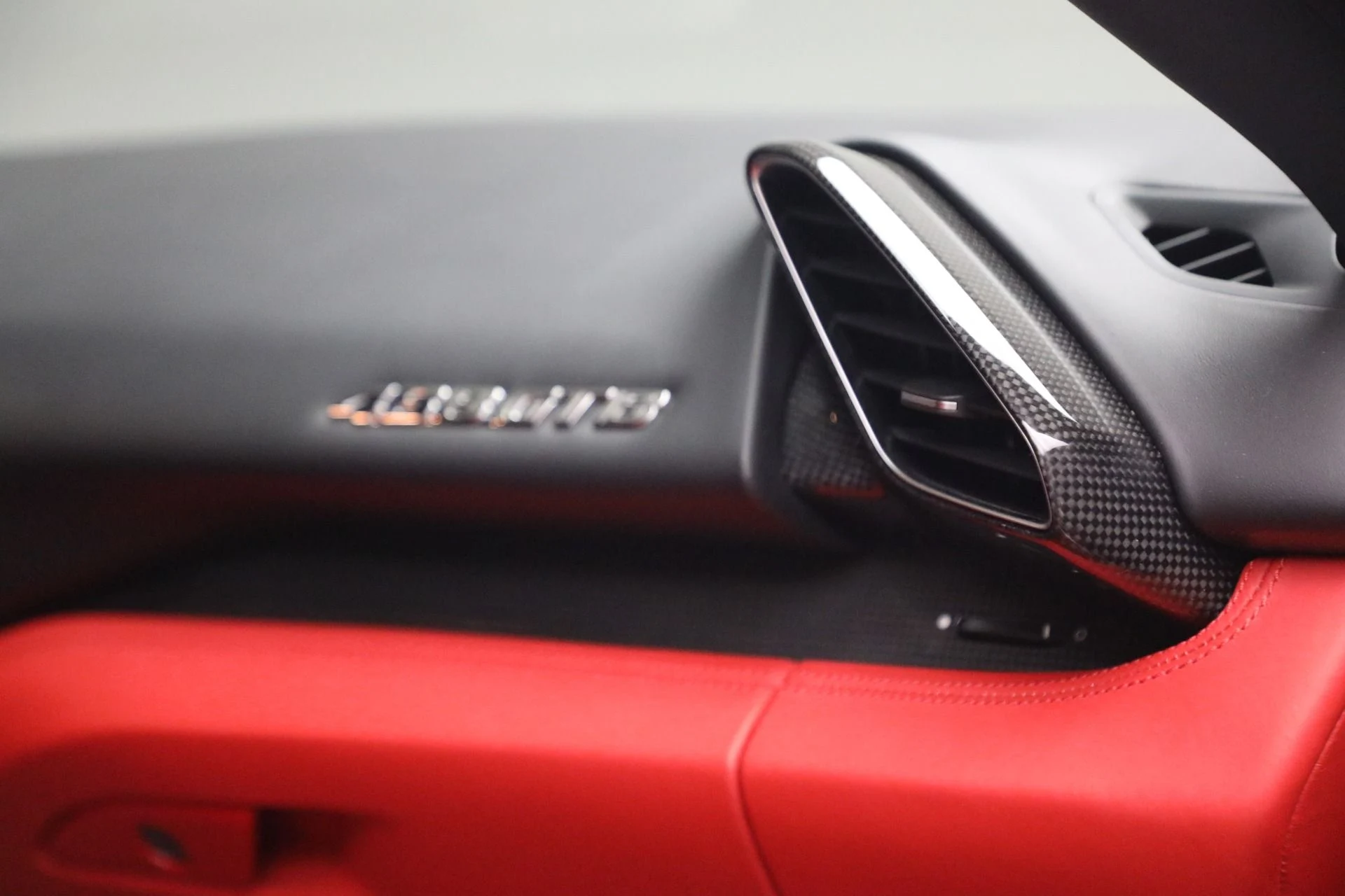 mph020_701676870_Used_2018_Ferrari_488_GTB_1785949713_9d026aa2cc