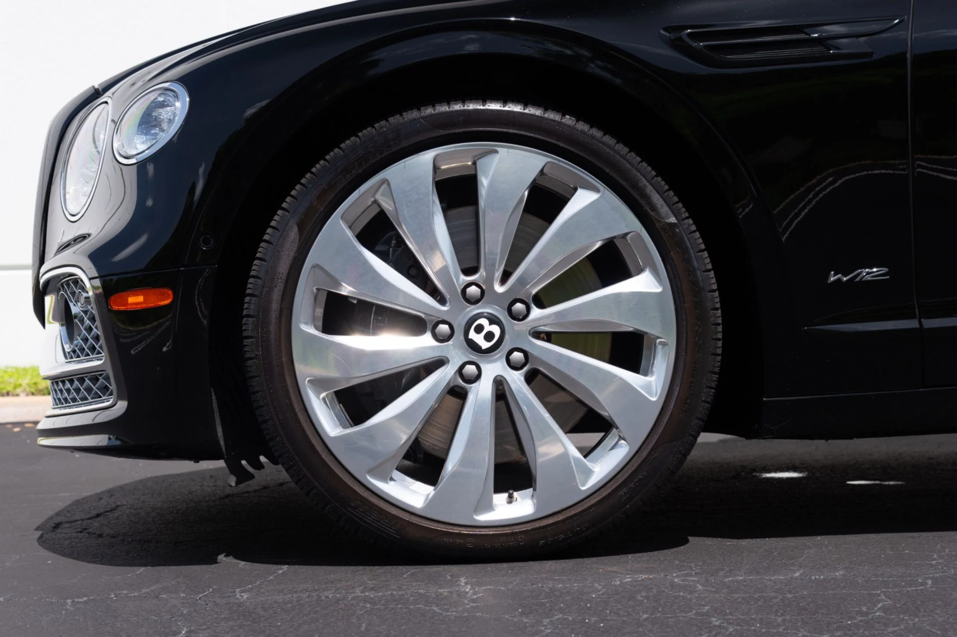 mph020_70236980_Used_2020_Bentley_Flying_Spur_W12_1780979756_2ba7b80cf4