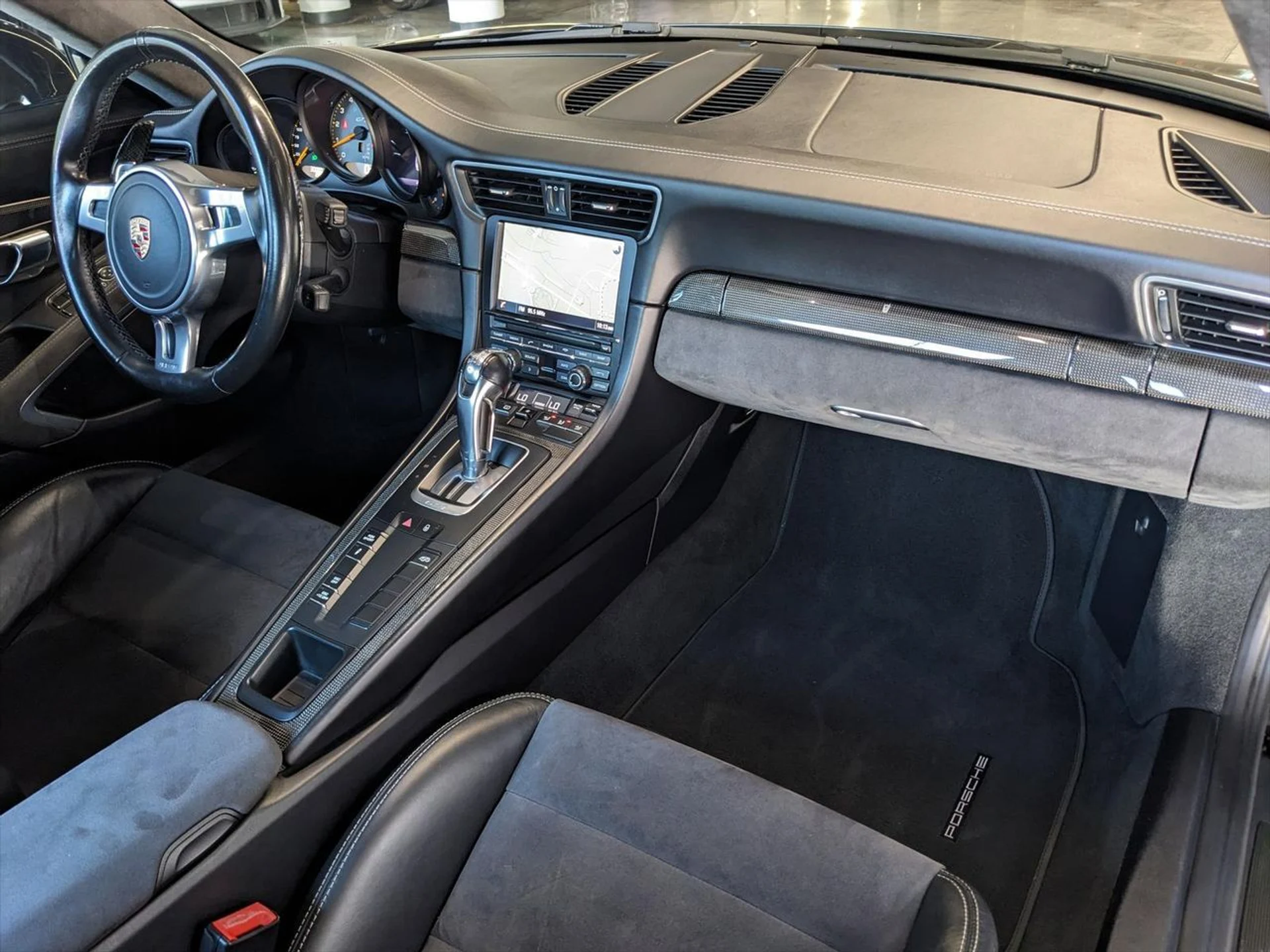 mph020_704347483_7542118d4016cc06100a1e187fa1557f_aa1f684830