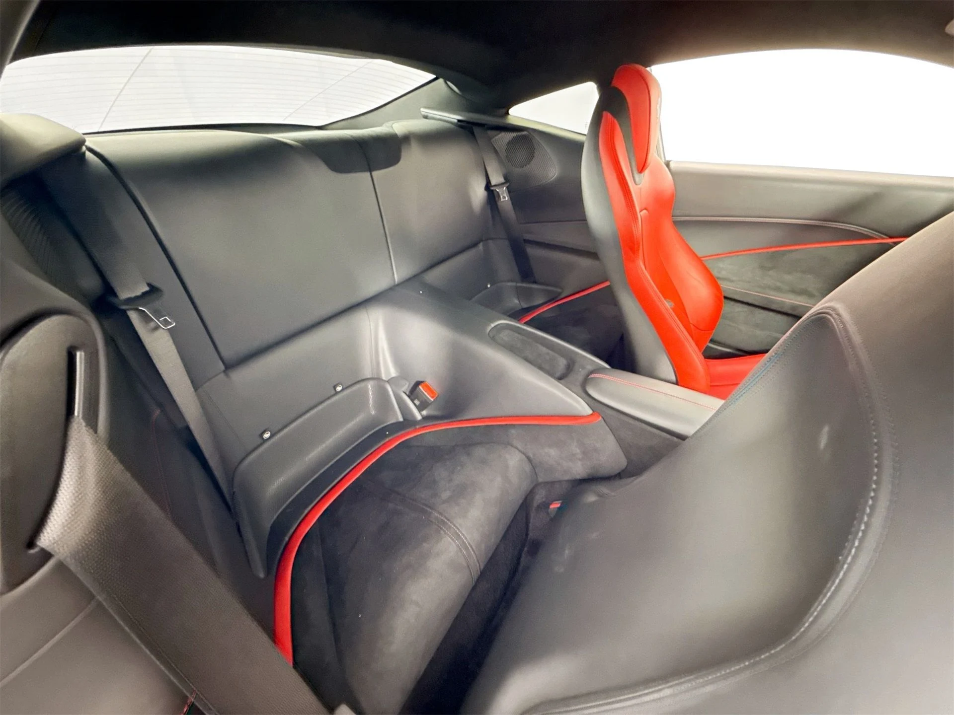 mph020_705542628_75d5da98ffe15d0b5dd39078ece4aa95_e2da867d00