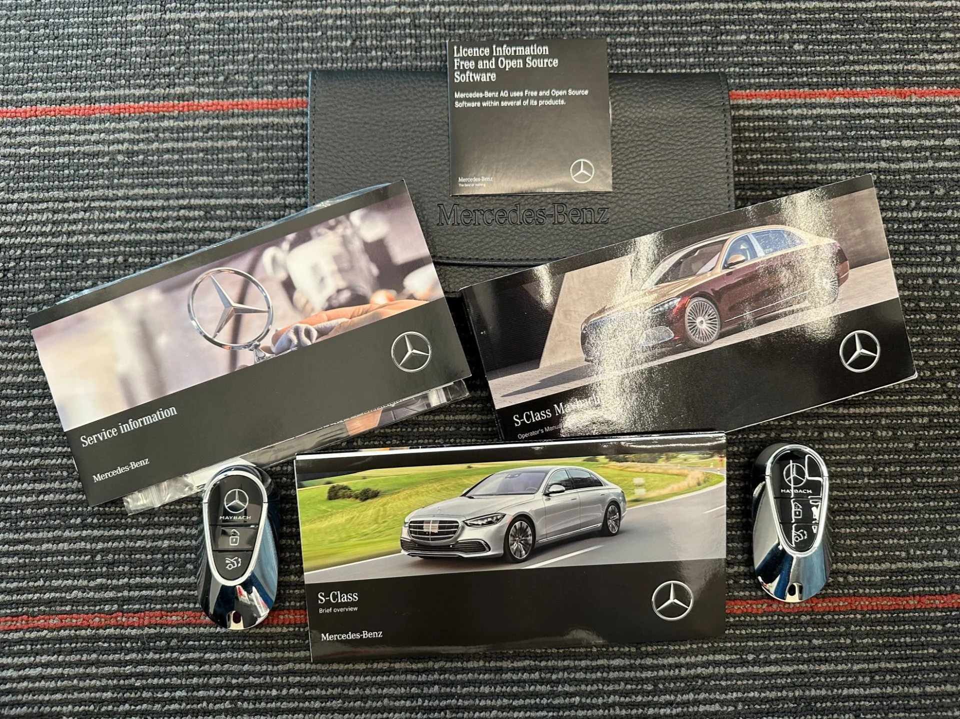 mph020_706064469_Used_2024_Mercedes_Benz_Mercedes_Maybach_S_680_4_MATIC_AMG_V12_Factory_Two_Tone_Executive_Rear_Seats_1772055459_c67642e15b