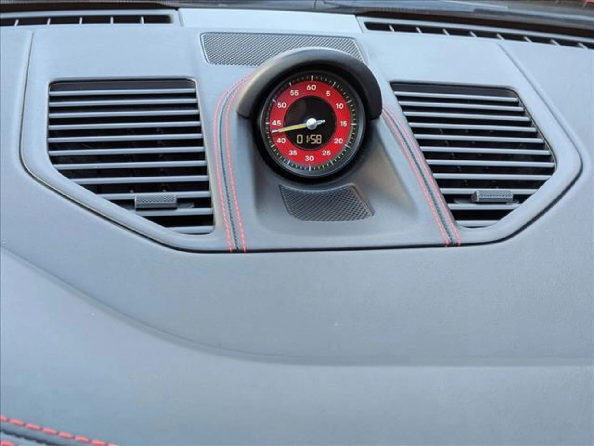 mph020_71491133_p_B0g_HVZ_1_Ll9_wvks_S8_OL_Pl6_Sij_I_ee46c1bb46