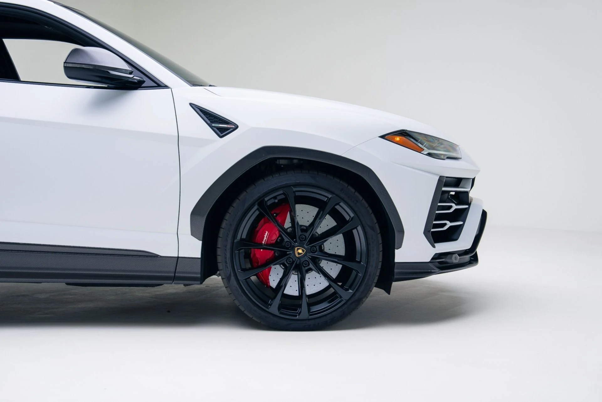 mph020_716245995_Used_2022_Lamborghini_Urus_1764978399_d1462892cf