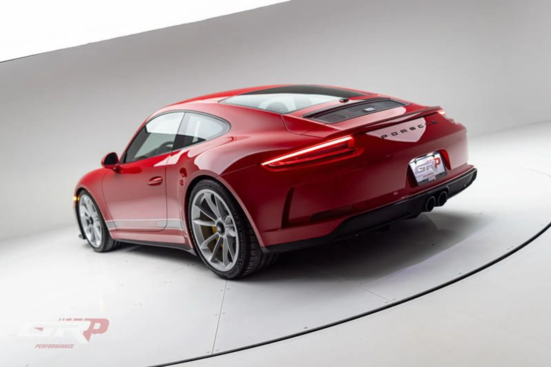 mph020_721076240_A3_C55_C98_3188_481_F_AB_03_C7_E75_F3_B934_E_9694842e63