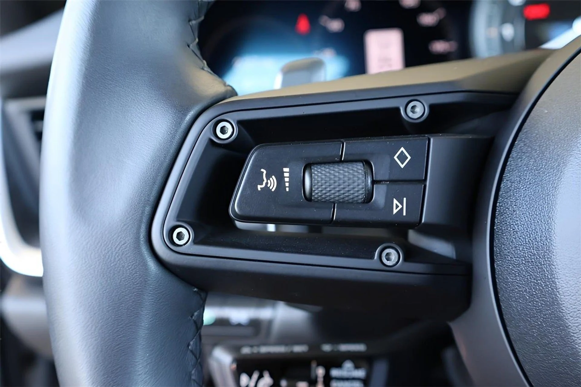 mph020_722067385_21_db9a1399f1