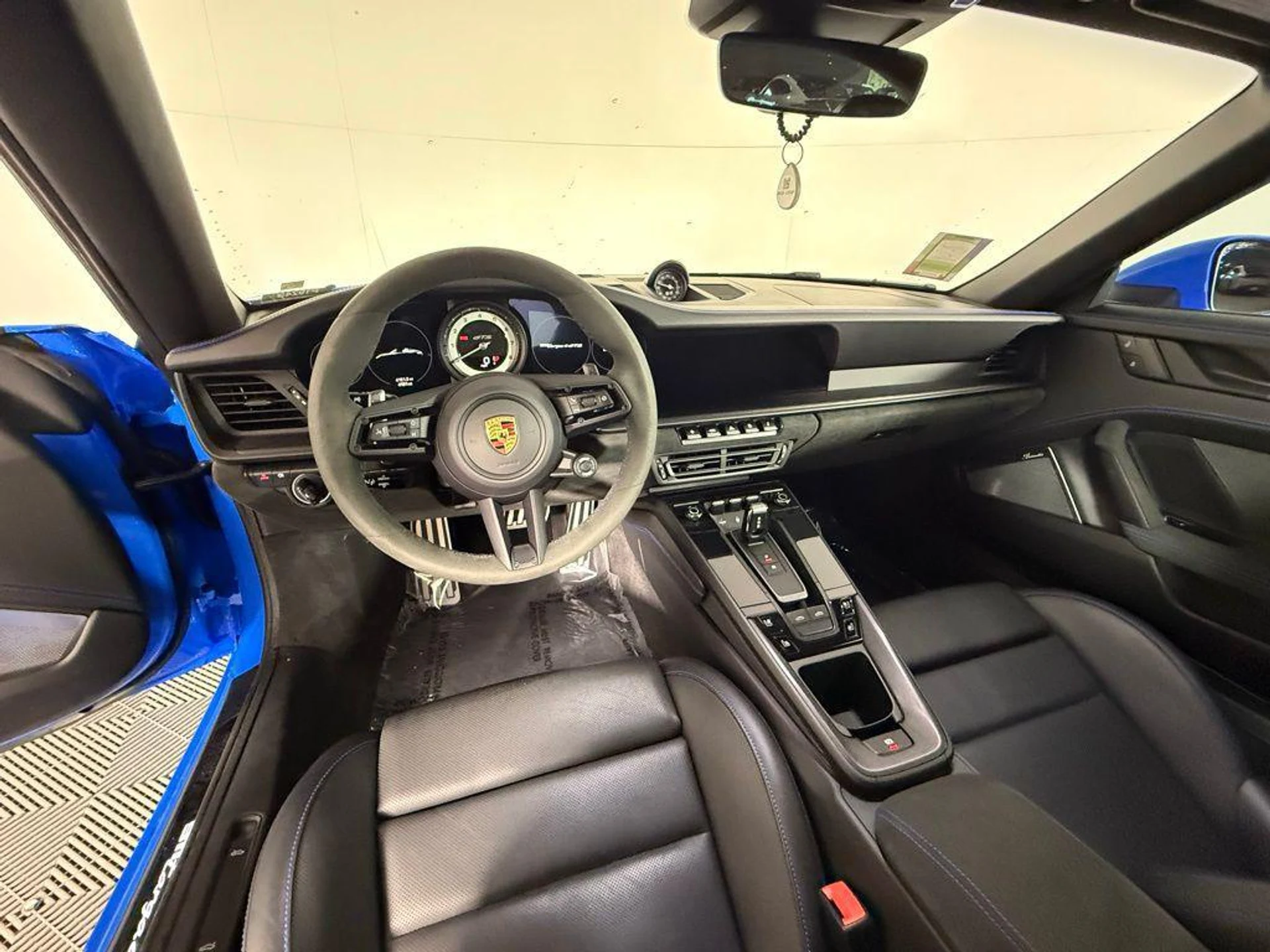 mph020_72222208_Rb_Qo_R4_QK_26_Iw_T2l_HL_0r_PYB_3v_T0_70e4c7a89d