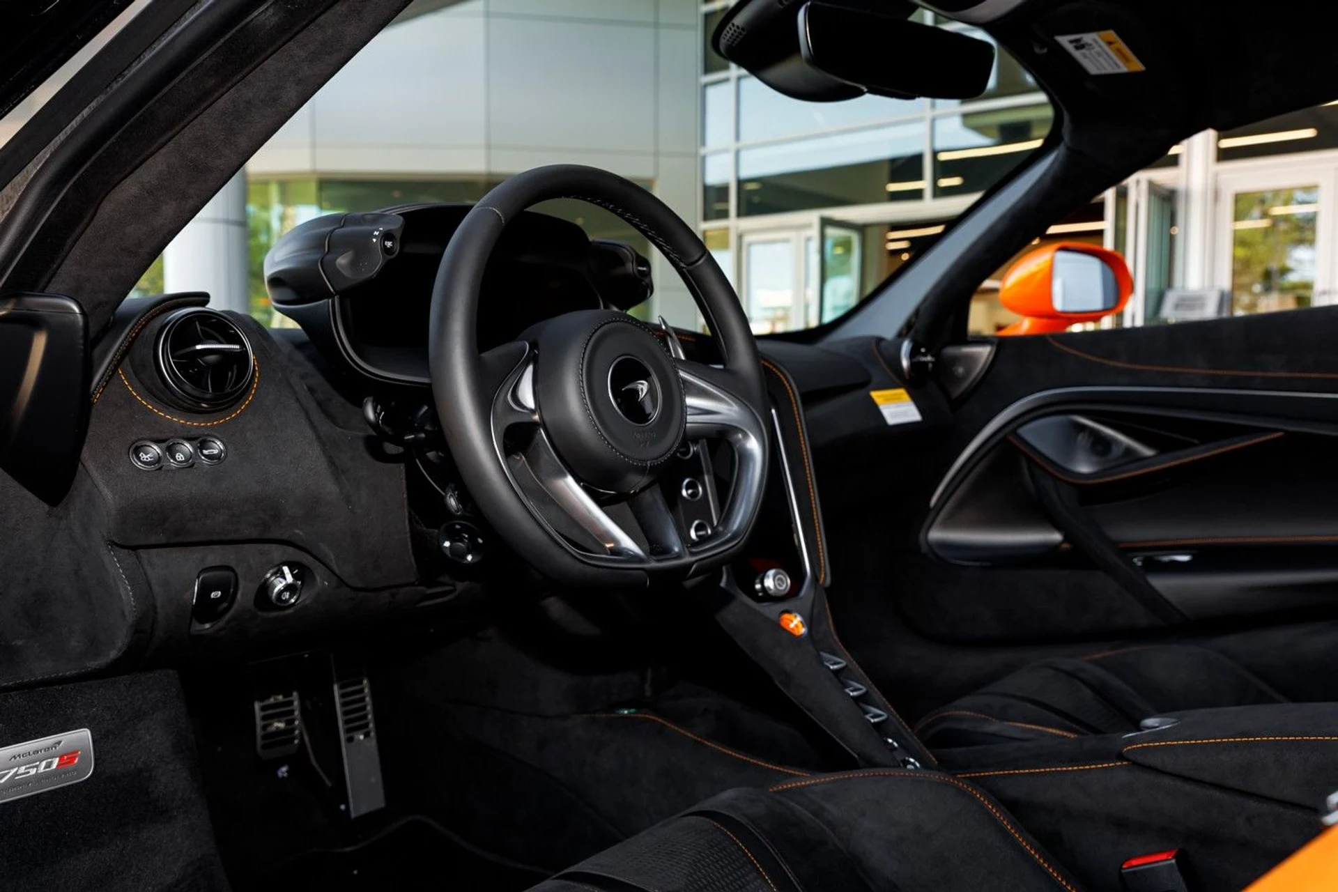 mph020_727747353_612_p21_l_792b3ec66b