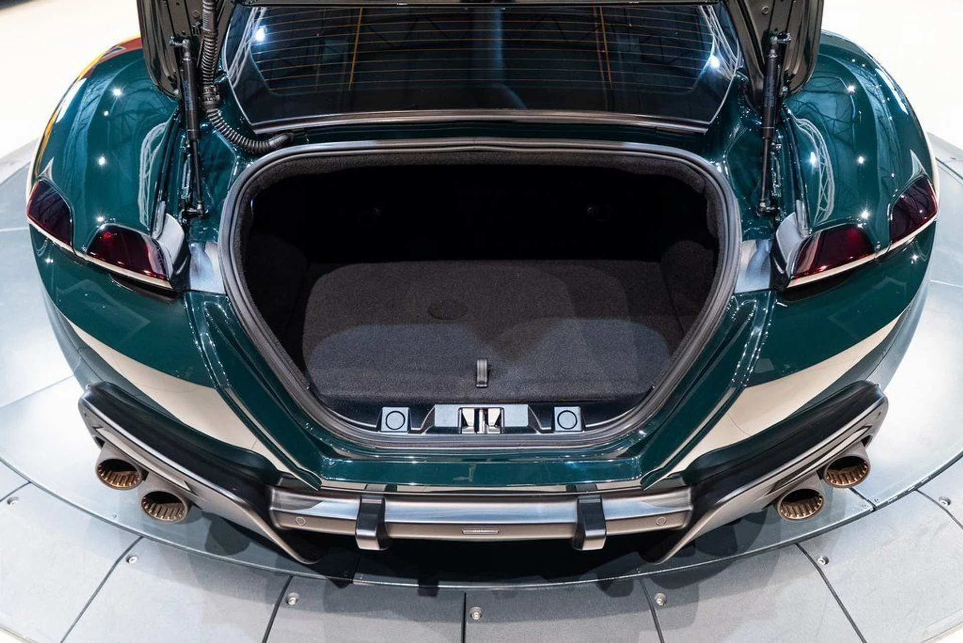 mph020_732484315_659f099f8c82c29812d1c6d7597e23cc_04edc798b9