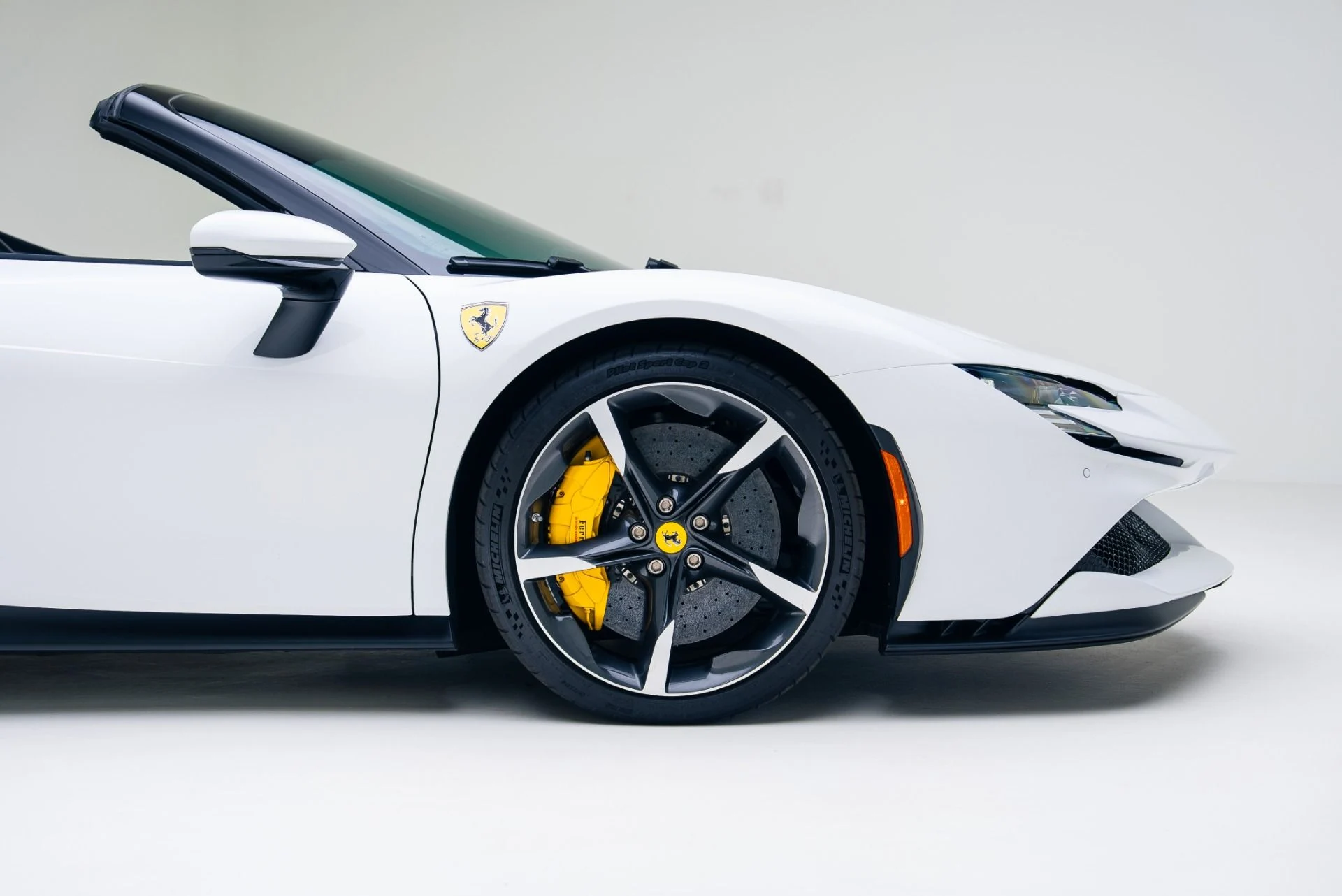 mph020_733383618_Used_2024_Ferrari_SF_90_Spider_1764978674_8def3f62d6
