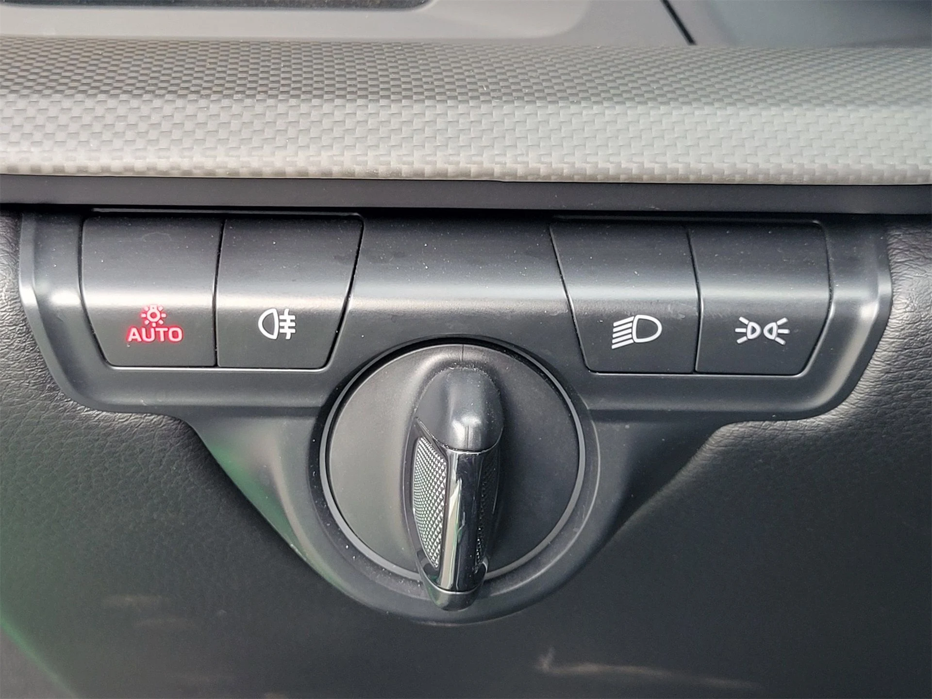 mph020_737829418_9438a5d247a7b73efdd0ca78f8a27839_9a09be4911