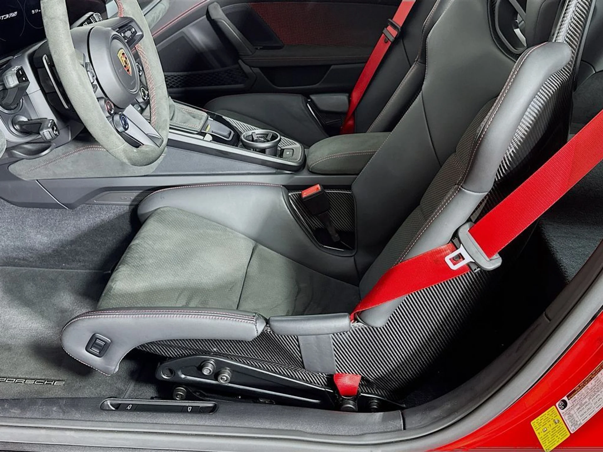 mph020_740400616_06c8bf33af735563ced6528e4f34673dx_b32326d908