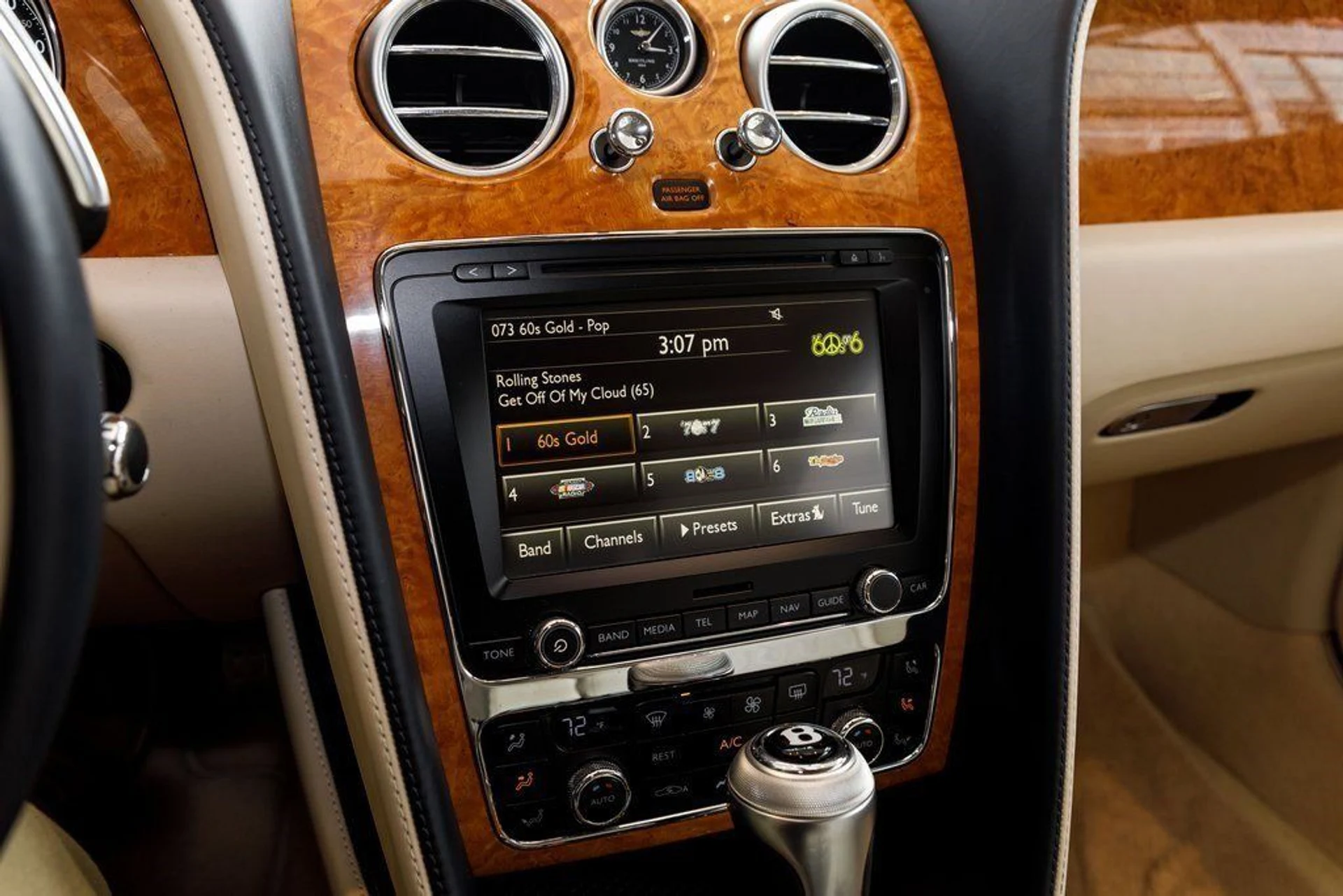 mph020_747884009_c71cd038a214970c7eb699316405eb3b_a04aa8b3b9