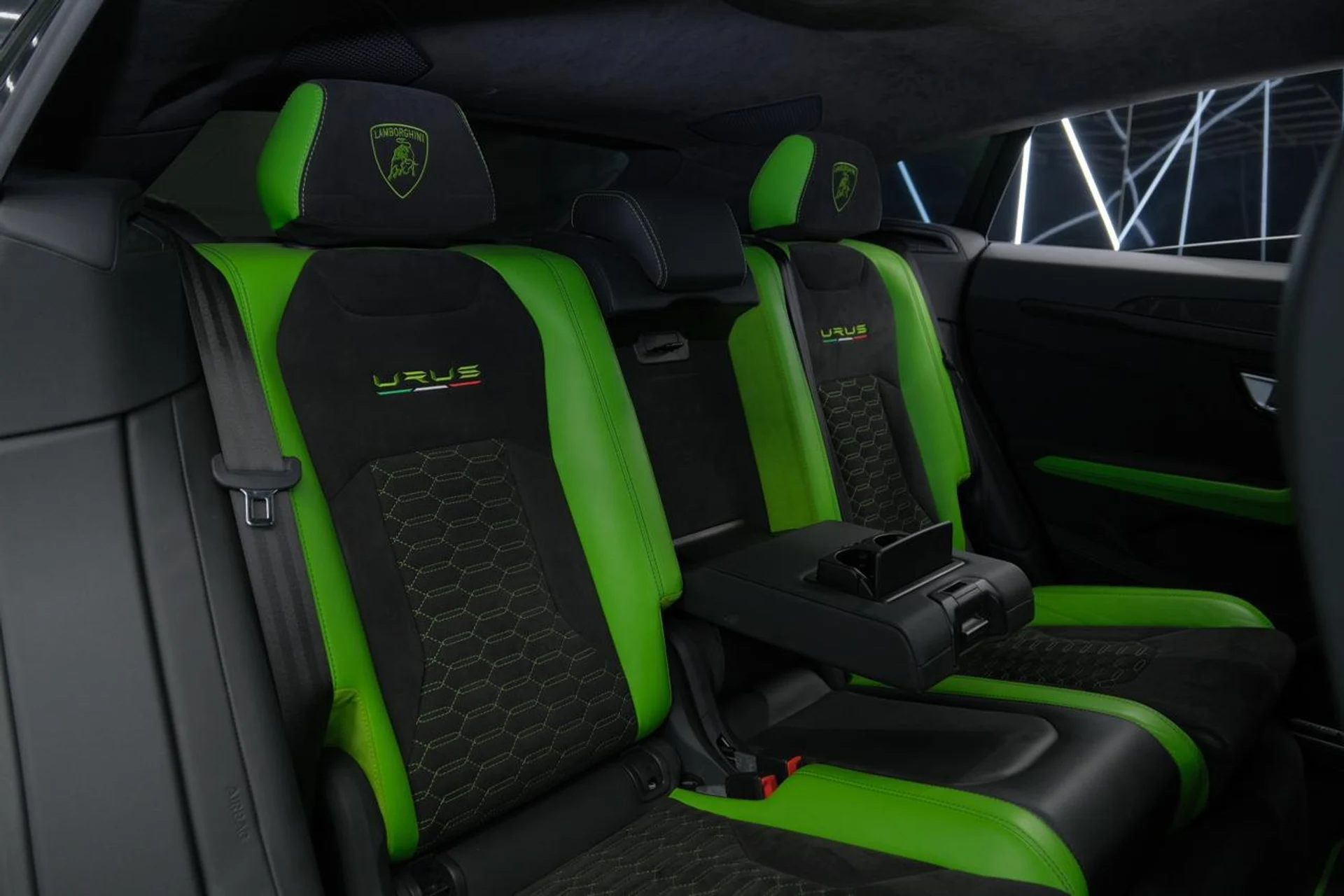 mph020_749057902_b46a4288e1382aa518a9d06b5c099b59_3ca238915a