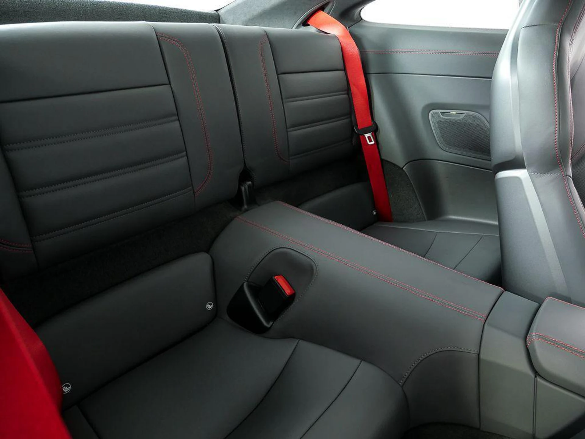 mph020_750160177_n_Ns7_QI_0_E1_Co_H_Iv_Xn4p_Yf_OF_Ewm_Sk_5d68c198a0