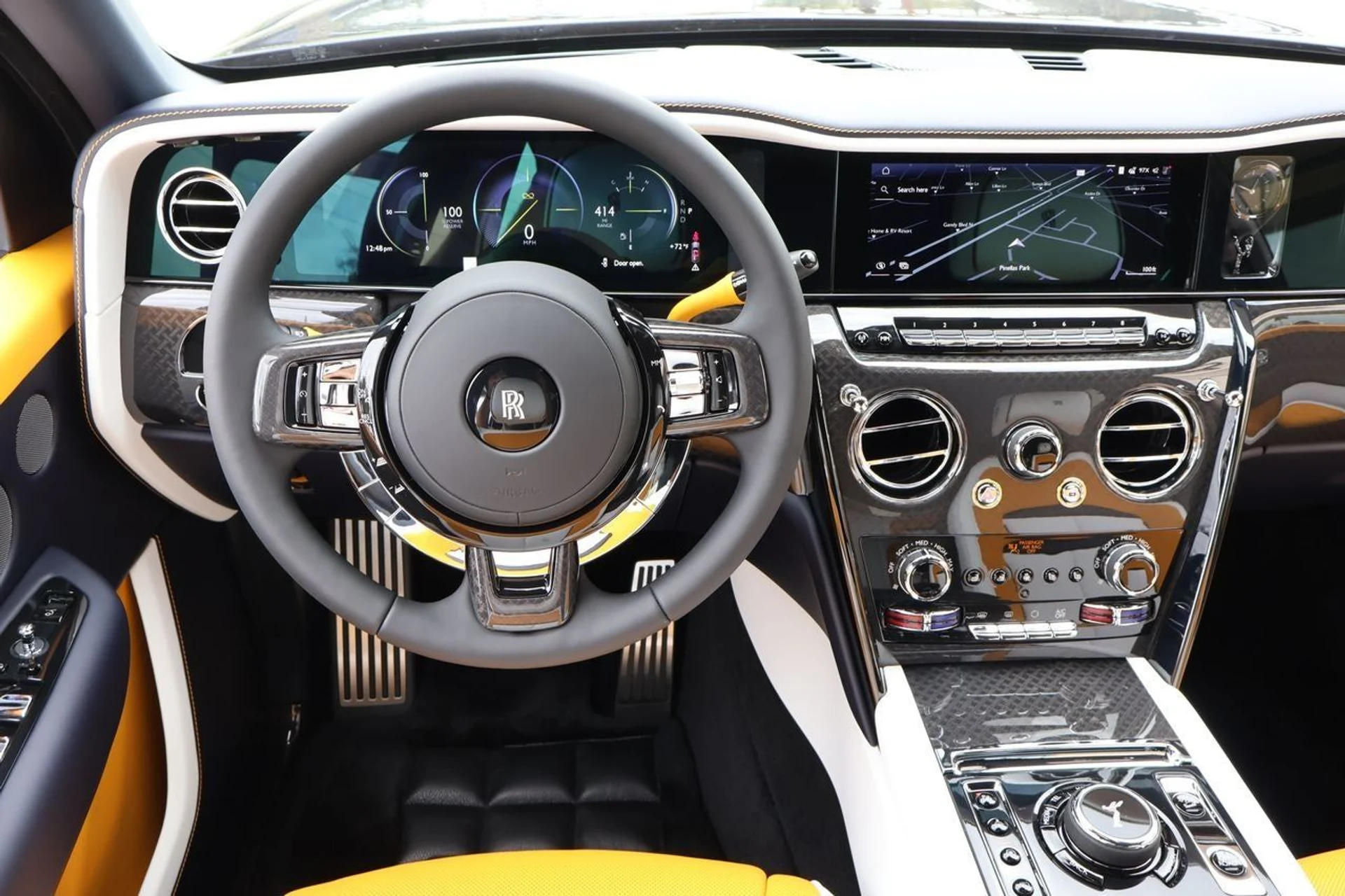 mph020_755699618_21_14ddb74126