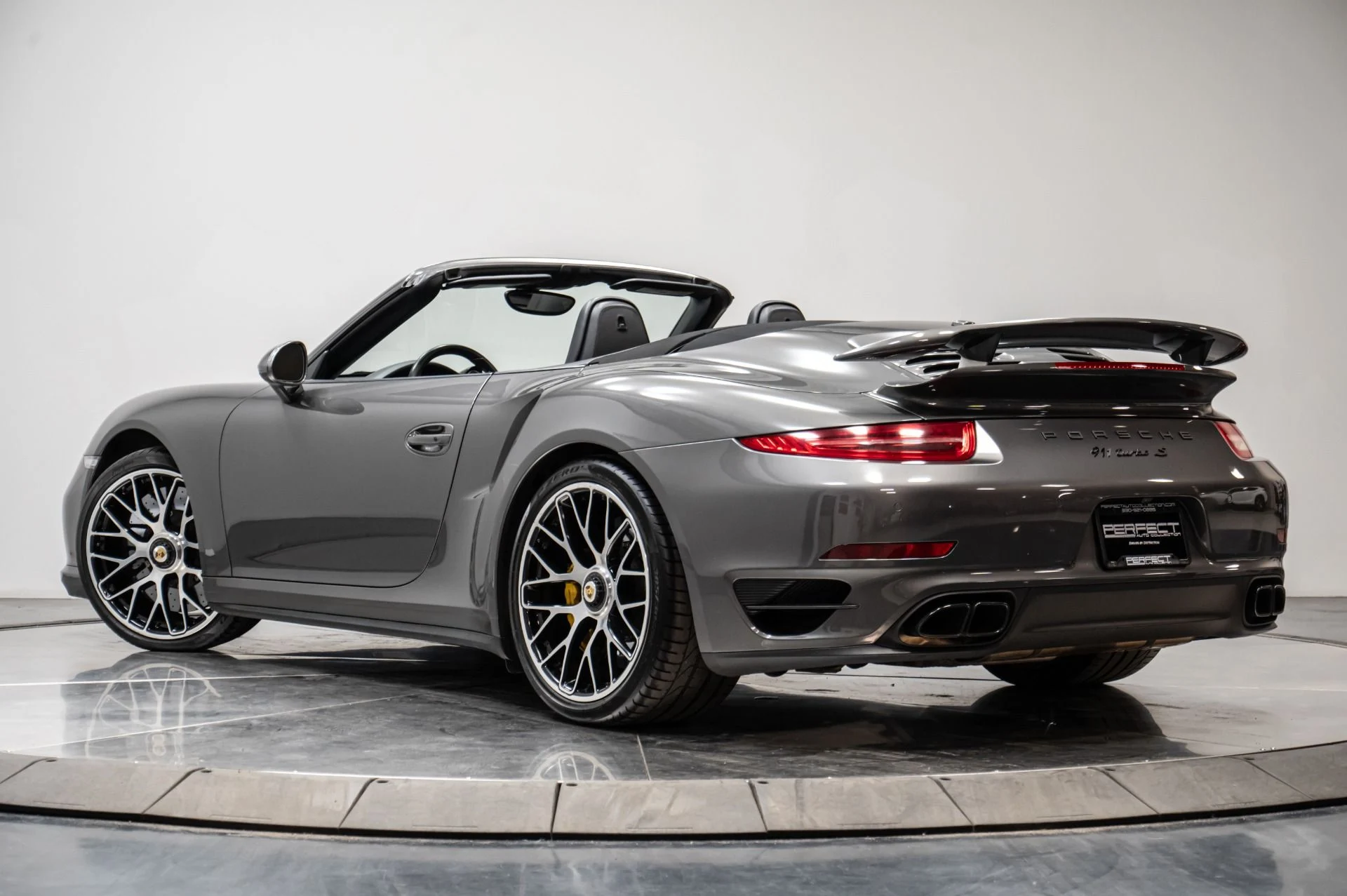 mph020_760112211_Used_2016_Porsche_911_Turbo_S_1747174132_e93e789876