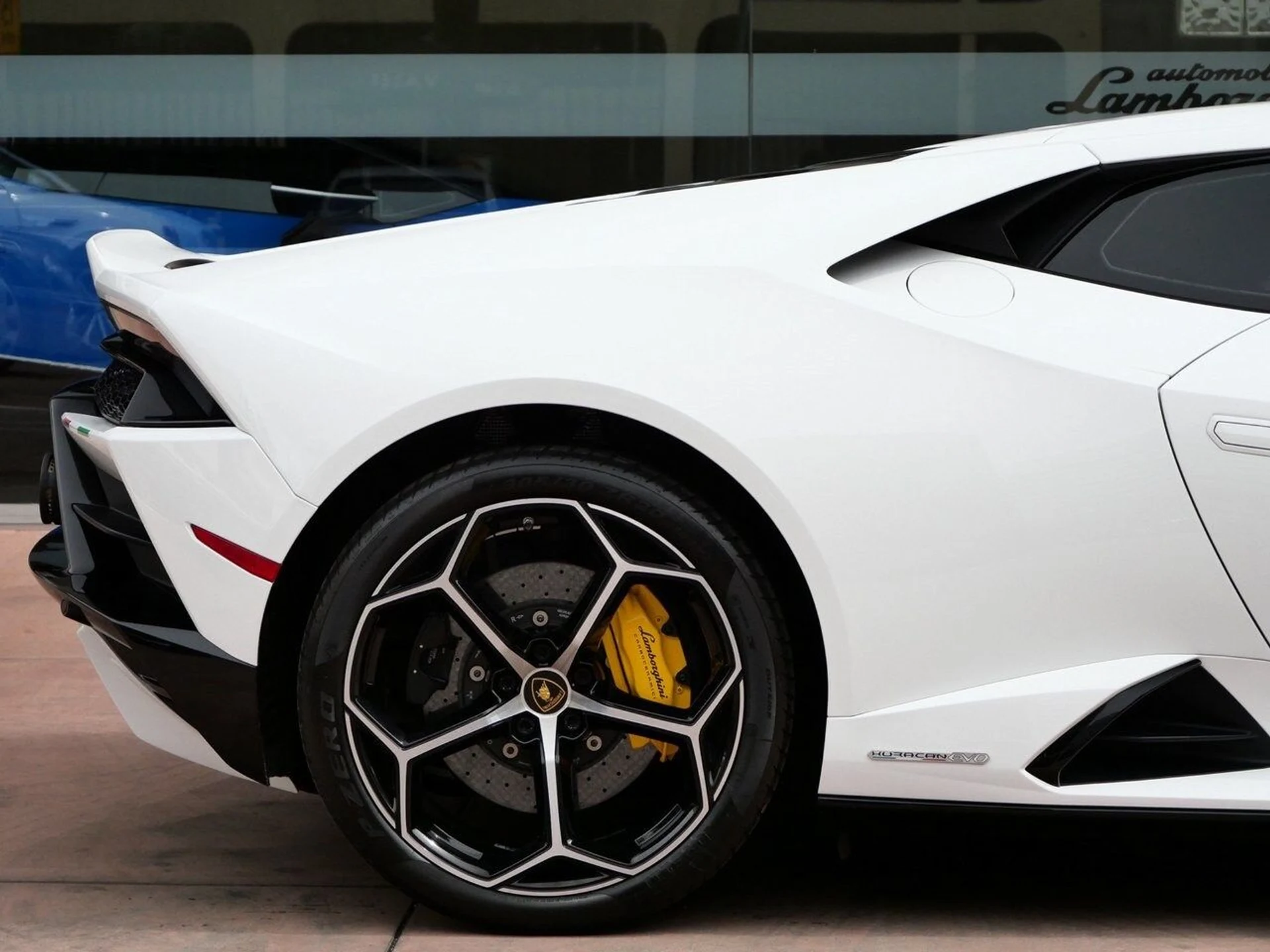 mph020_769310280_ea2b5231cf4e898bf5e63ac608c0a9adx_9779fee3c9