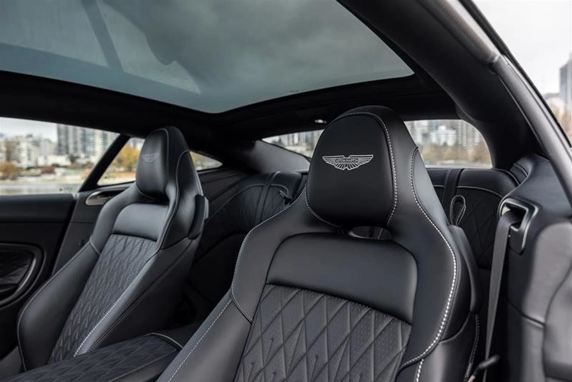 mph020_770742616_37394655_02818_11593179_1547132259_05544b46e0