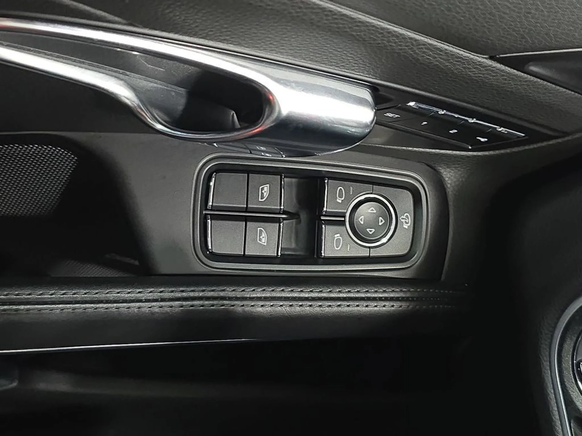 mph020_772965092_453787554fca8441d818a9797f5e8486_51a9e3b3e6