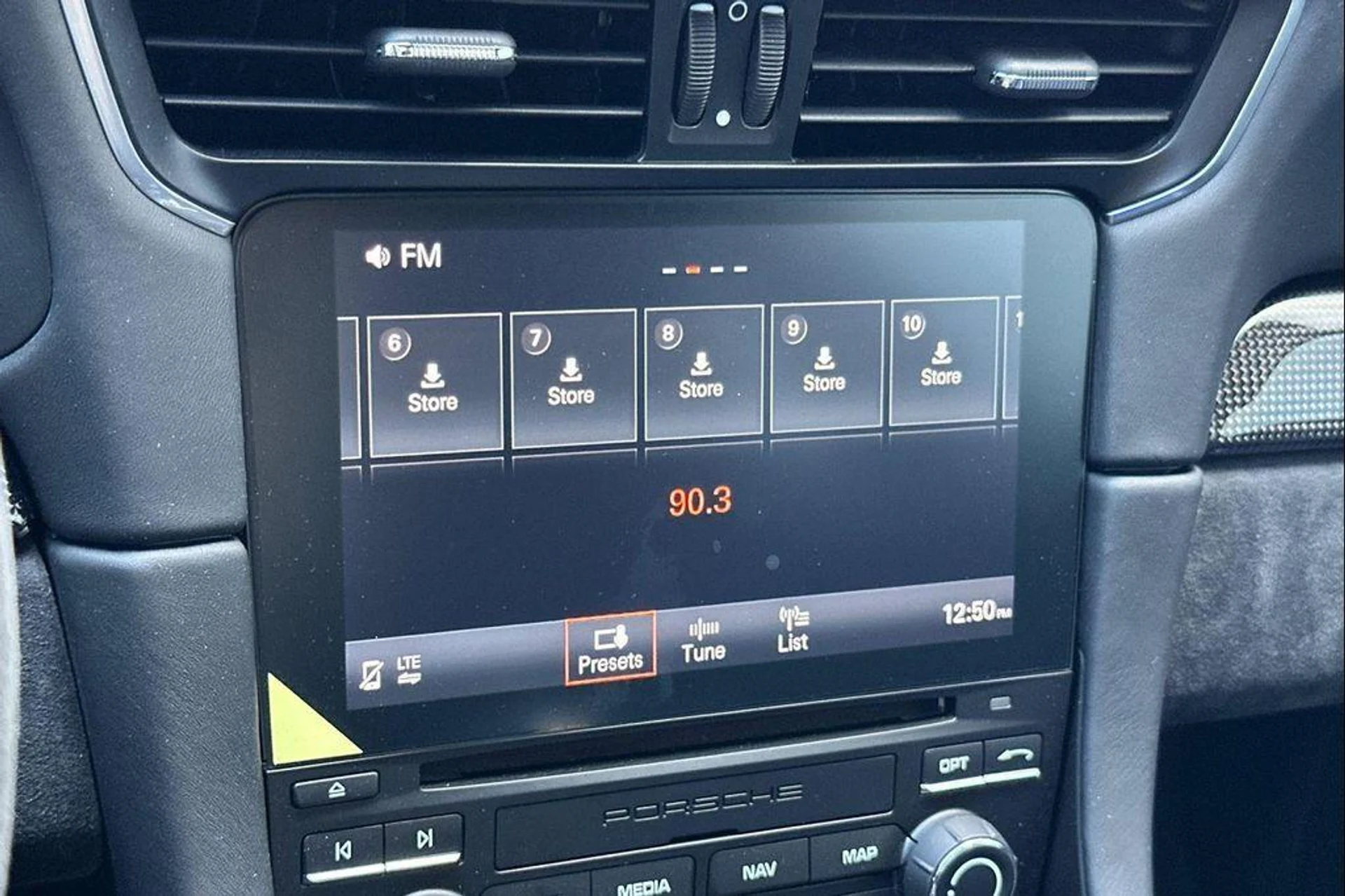 mph020_776082545_k_Blb0j5m_k61_Q09_Emwj_T82_R_Of0_03d0190852