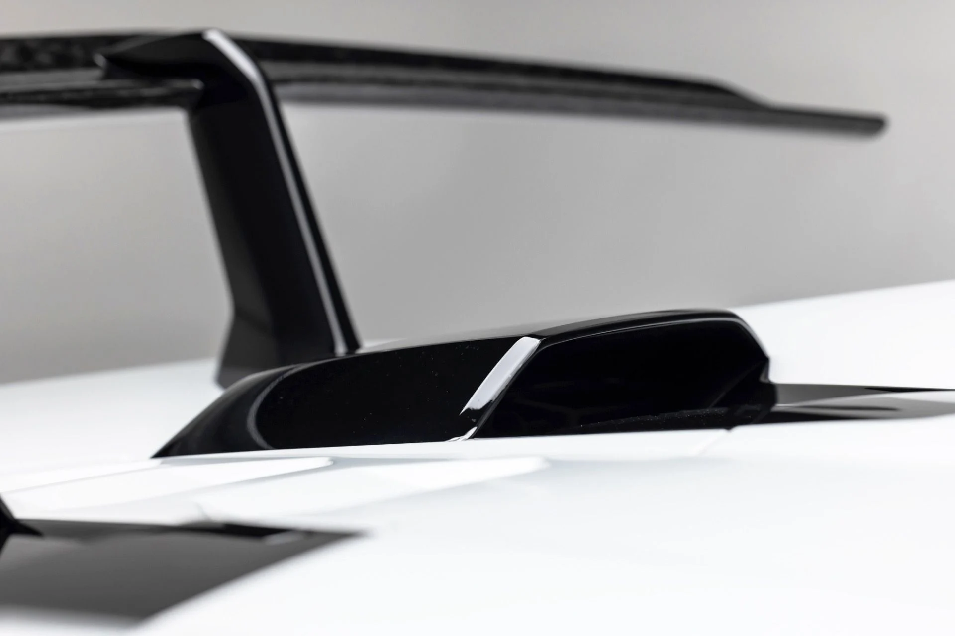 mph020_776863259_Used_2019_Lamborghini_Huracan_LP_640_4_Performante_Spyder_1772145189_6710cd5c47