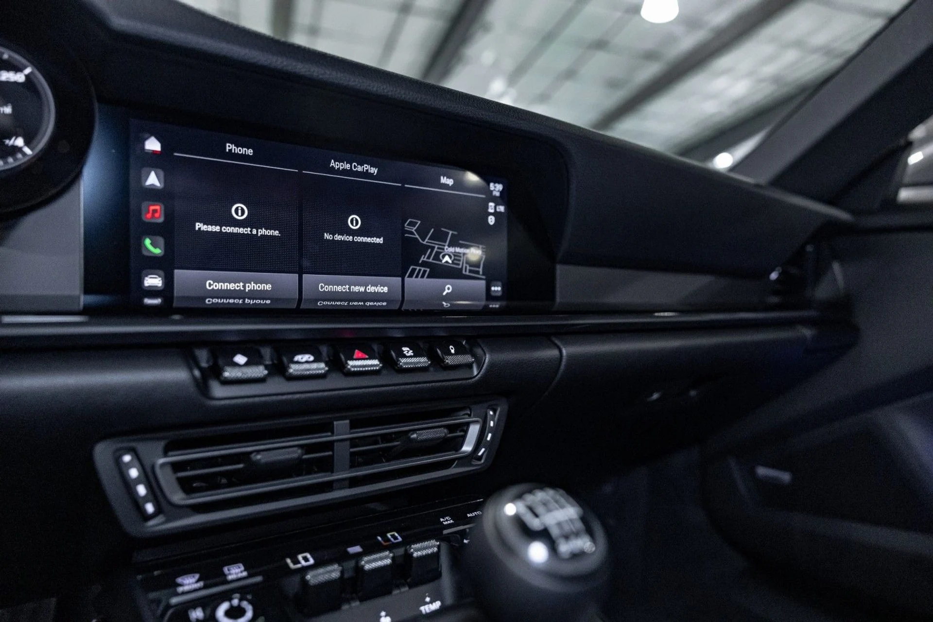 mph020_779024225_yw_3a20782d84