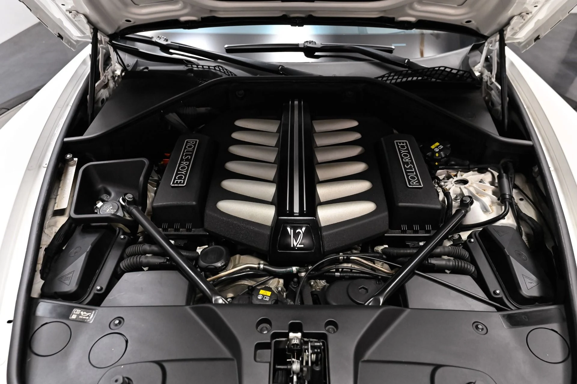 mph020_783549484_Used_2017_Rolls_Royce_Ghost_Base_1793114215_331483bb5f
