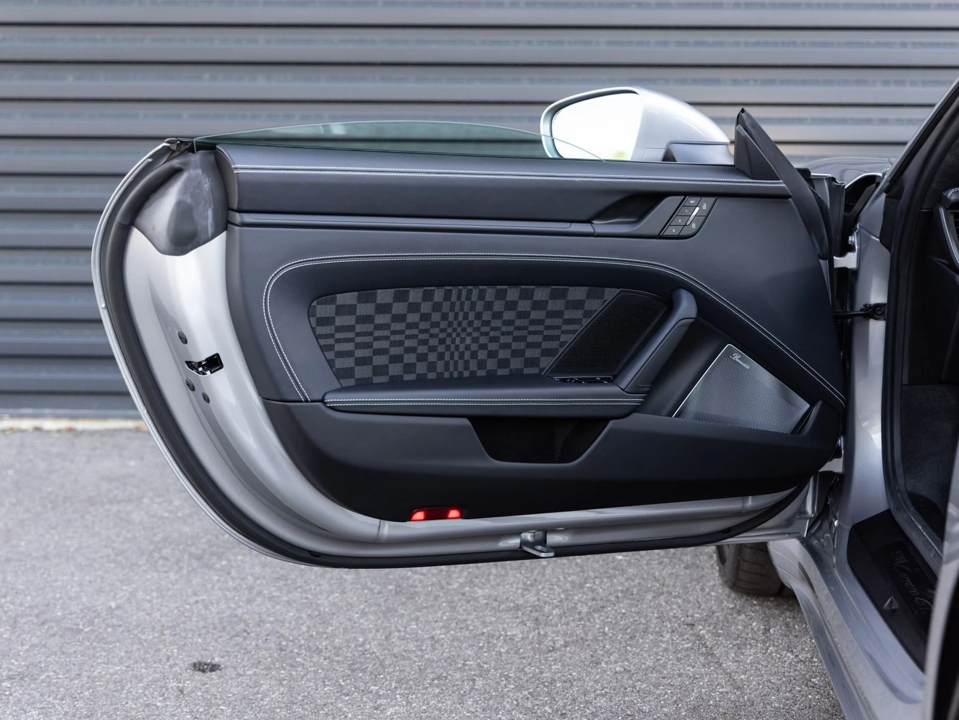 mph020_784394522_21_6dfe5fb1e9