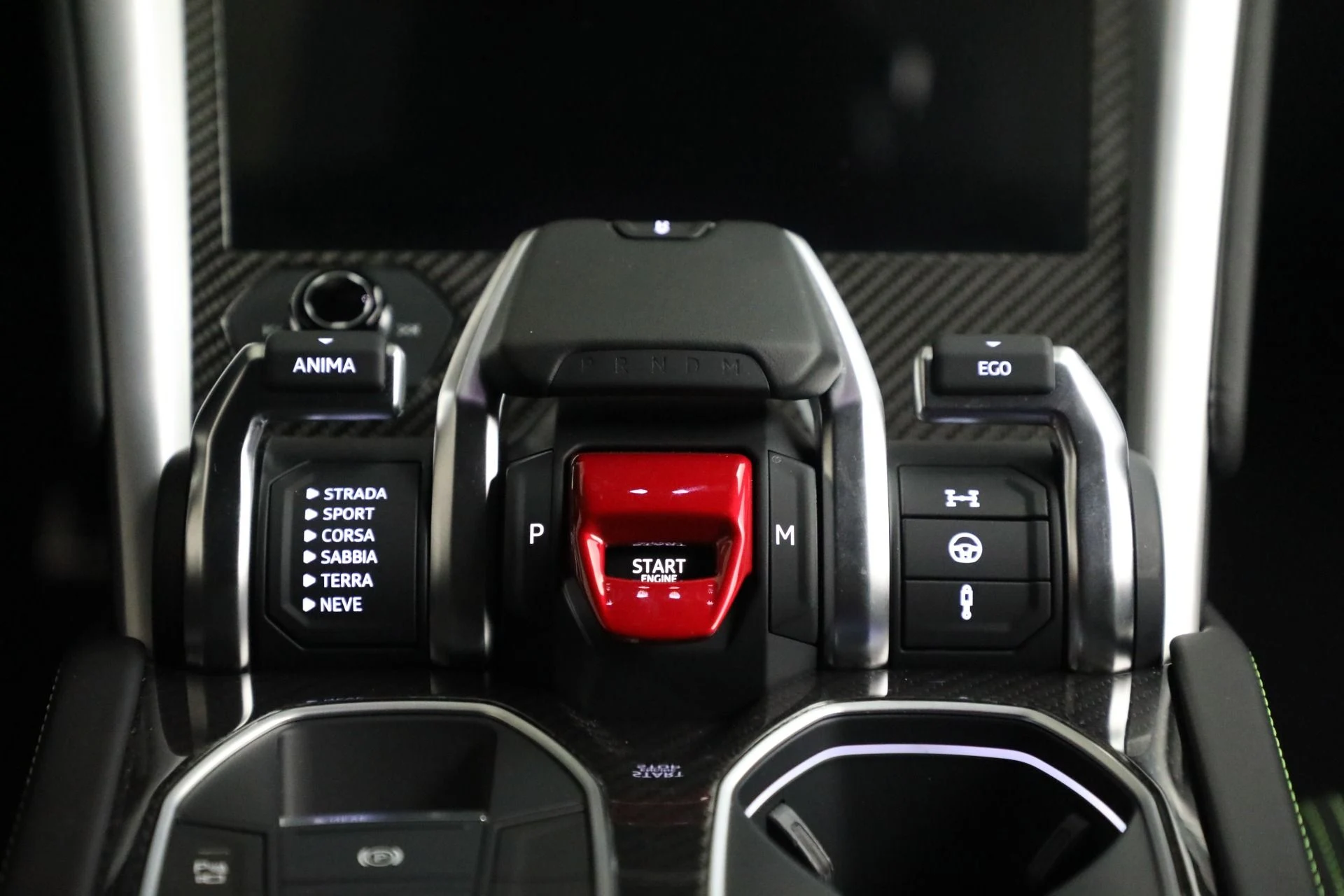 mph020_79150469_Used_2022_Lamborghini_Urus_1761597990_c01658b694