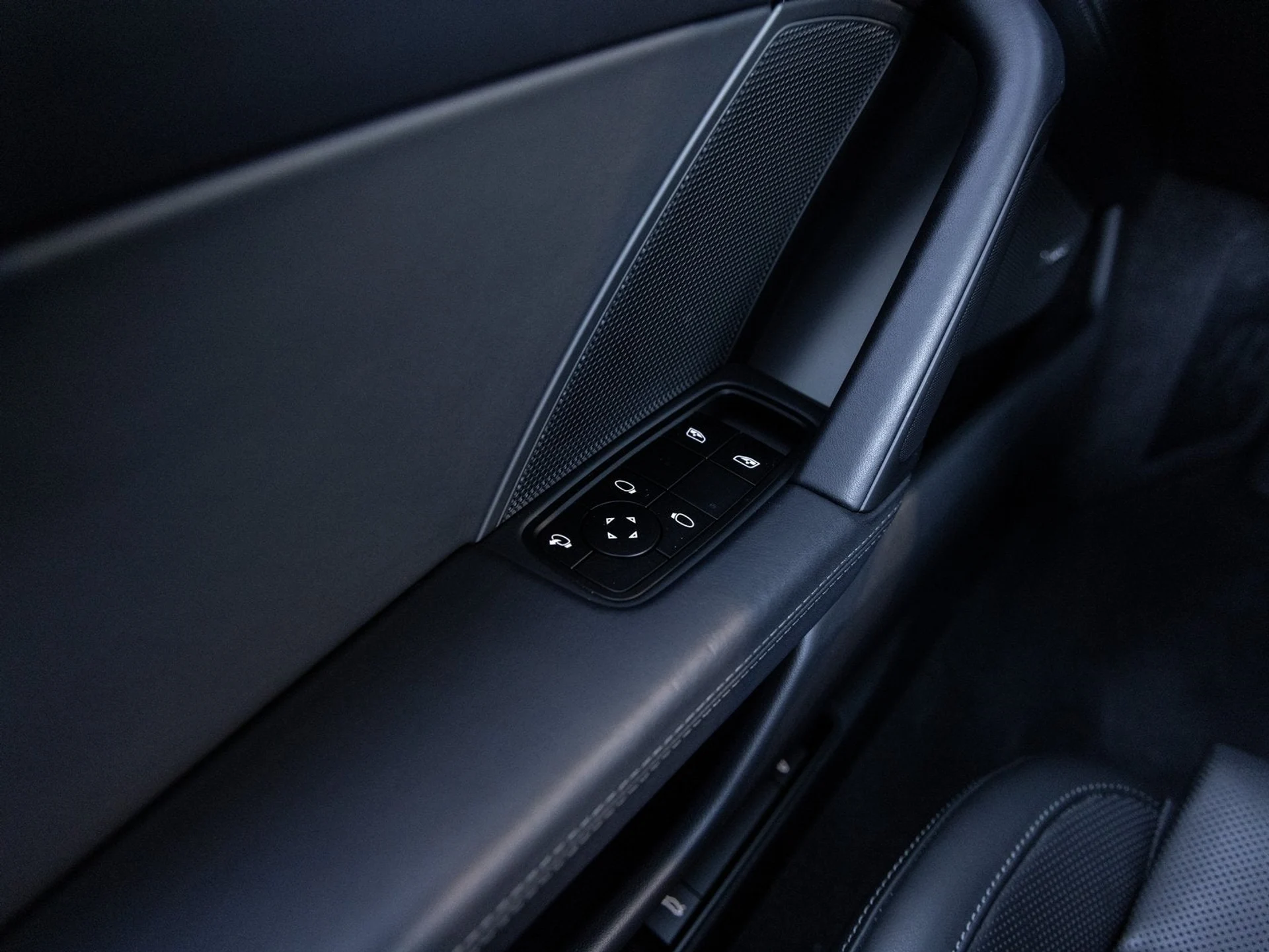 mph020_796455160_21_b923f21d14