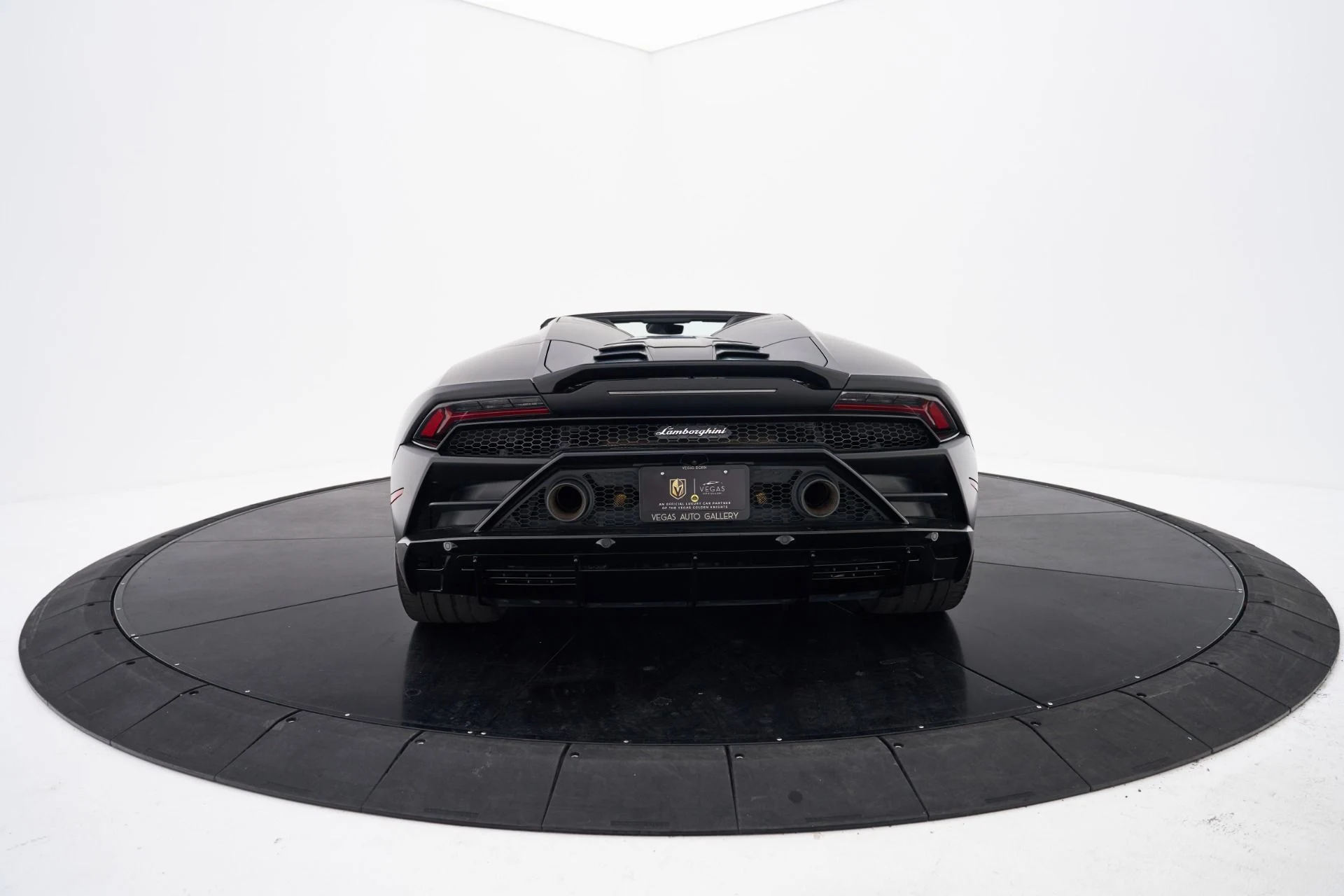 mph020_798864530_Used_2022_Lamborghini_Huracan_EVO_Base_1792542181_c0e44c8abd
