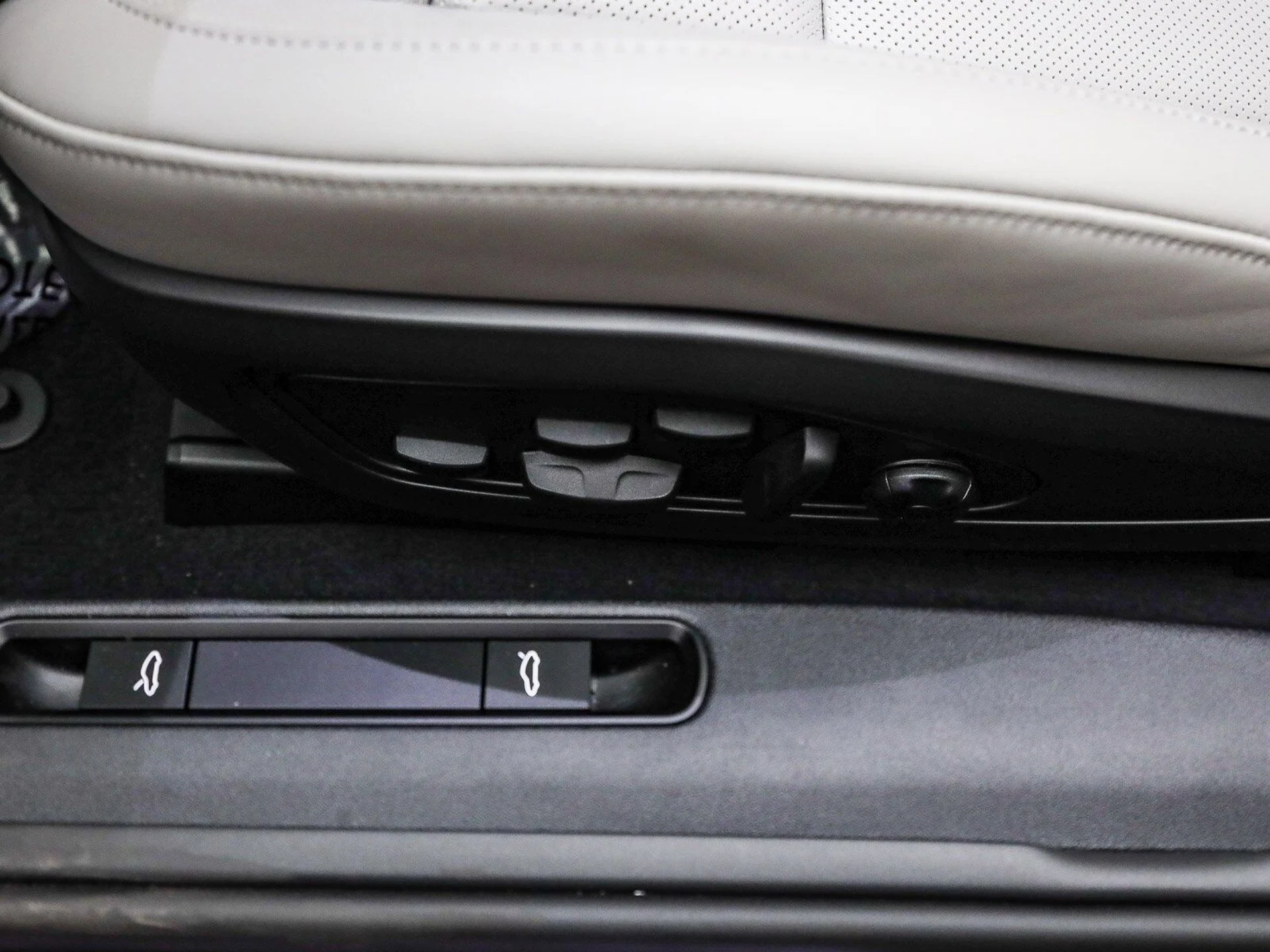 mph020_803275357_2eef013da32707a23db361d674707d20x_af7f9f1c43