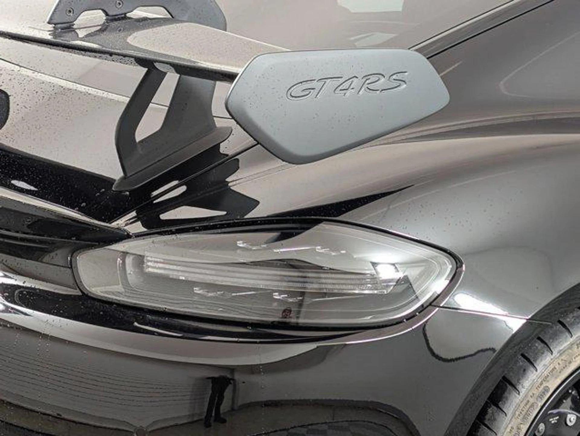 mph020_812177151_E_Qe_Eee4wy_TT_Orc_Xms3z8h_OU_3zk_3ef7c34585