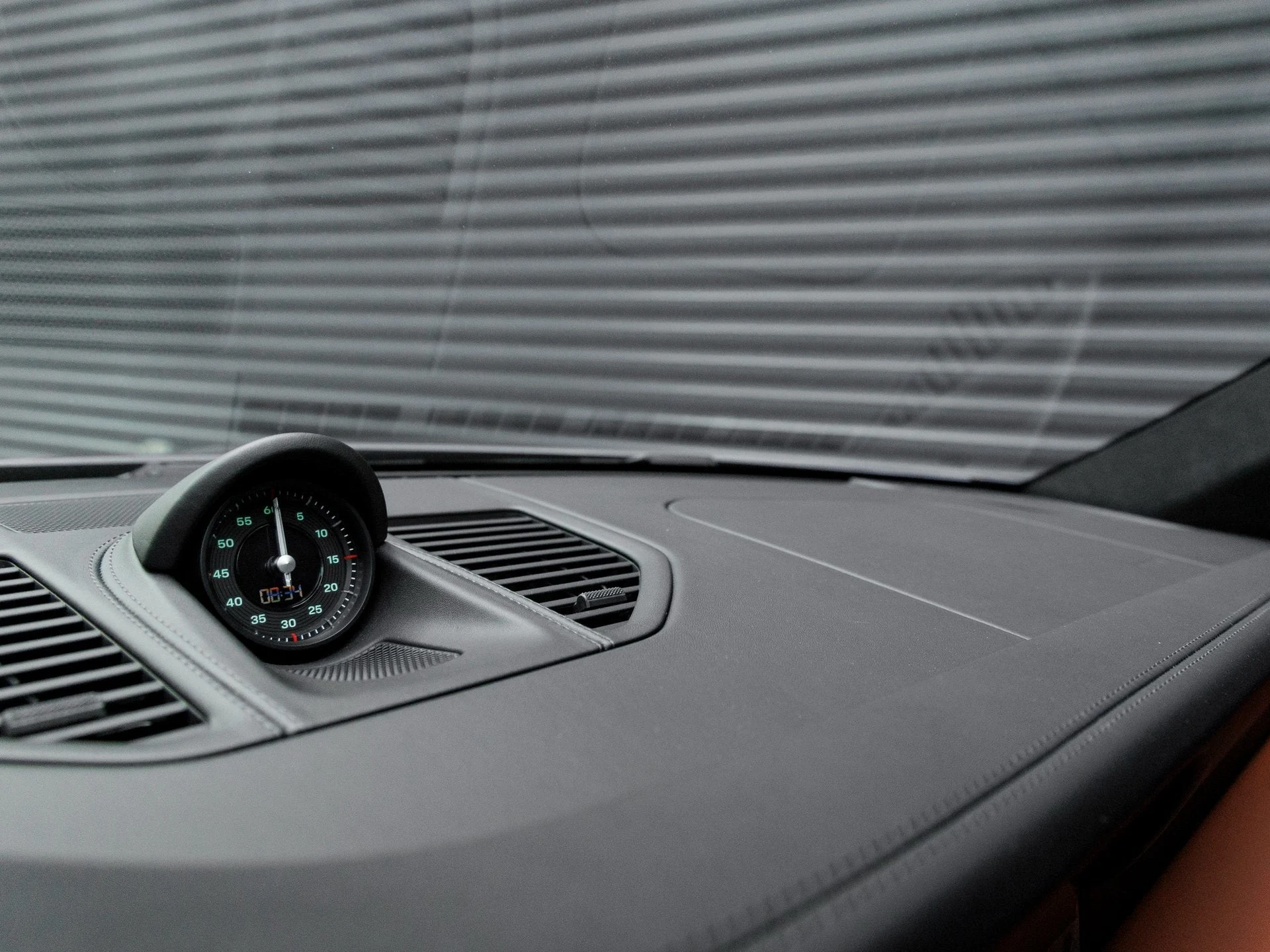 mph020_813718179_21_1a3ee072db