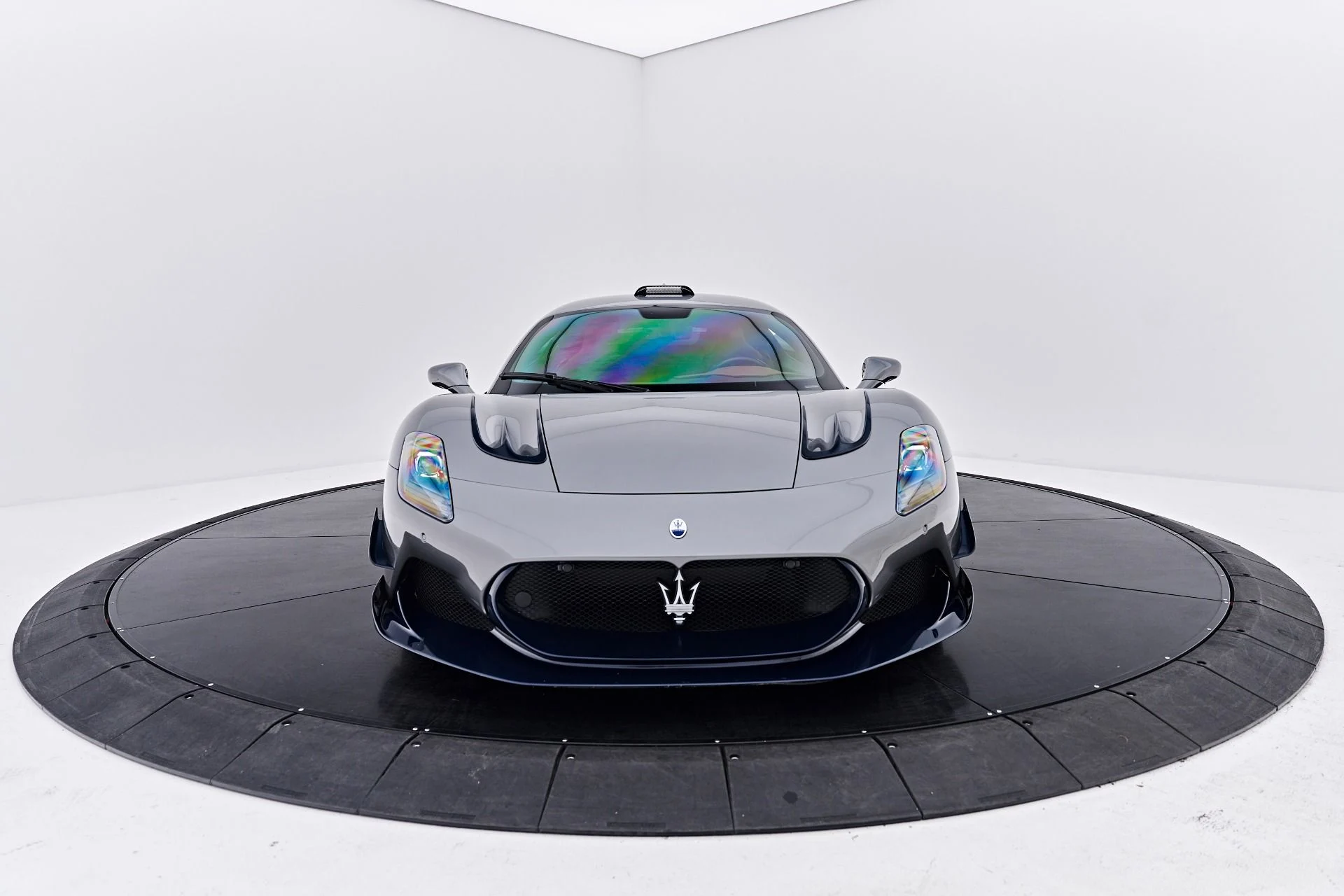 mph020_815063600_Used_2023_Maserati_MC_20_Base_1791838818_011f99fabc